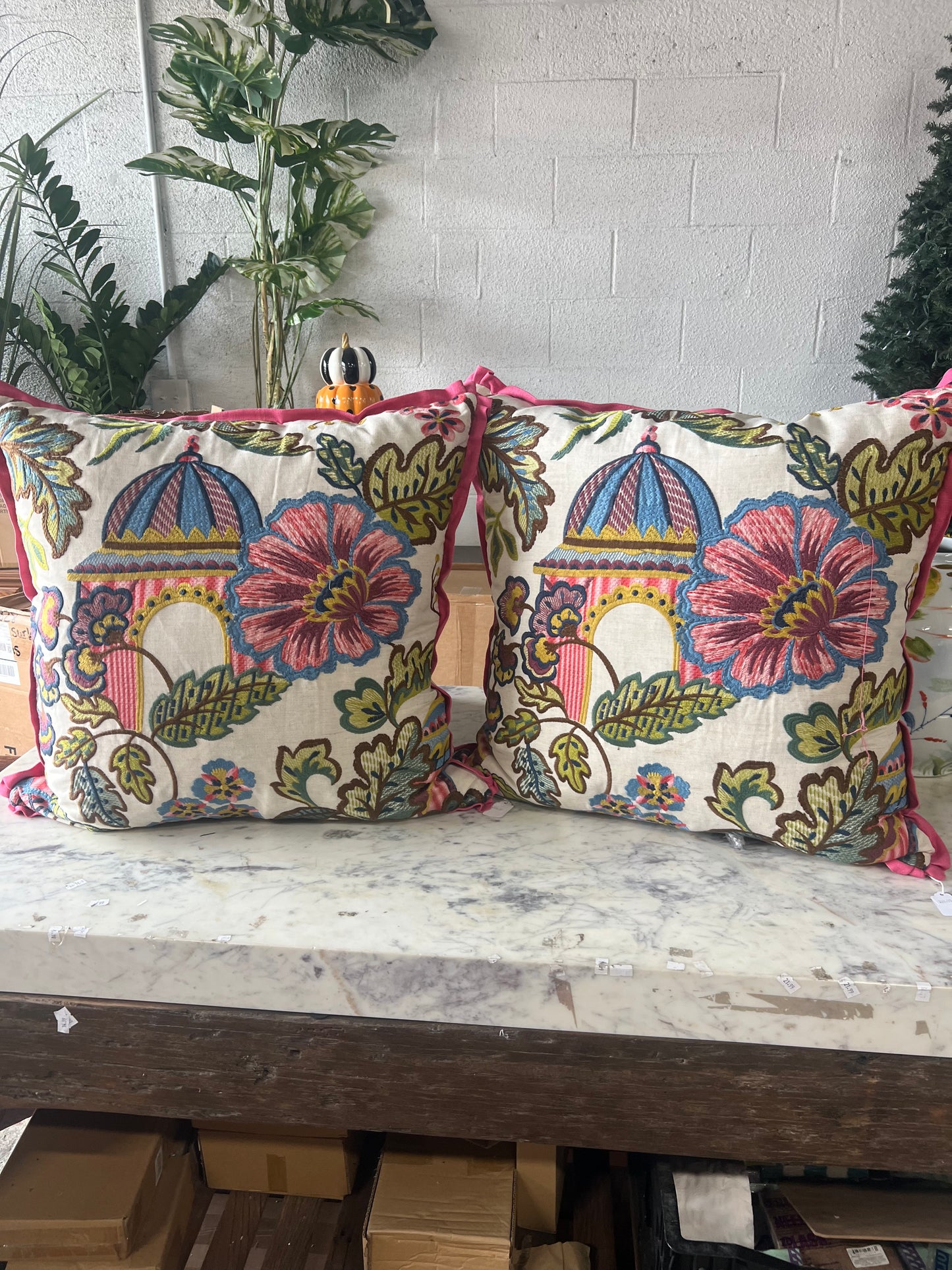 Set of 2 Nila Pomegranate Pillow