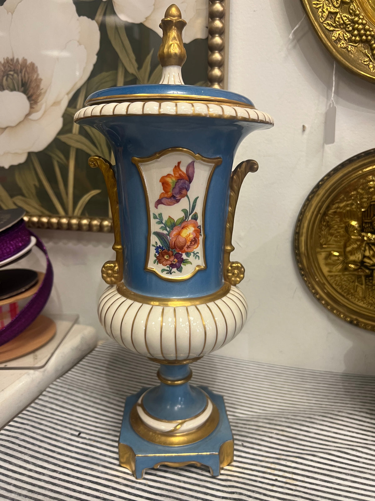 Vintage Set of 2 Blue Floral Urns
