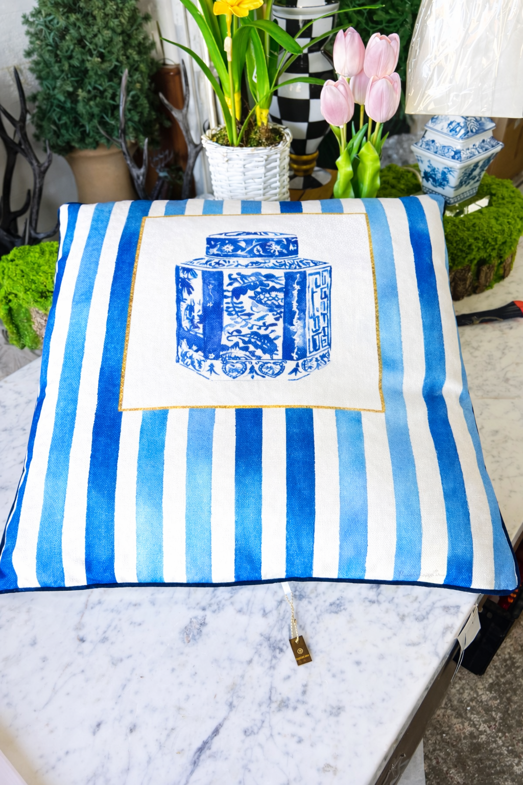 Set of 2 blue & white Pillow (octagonal jar)