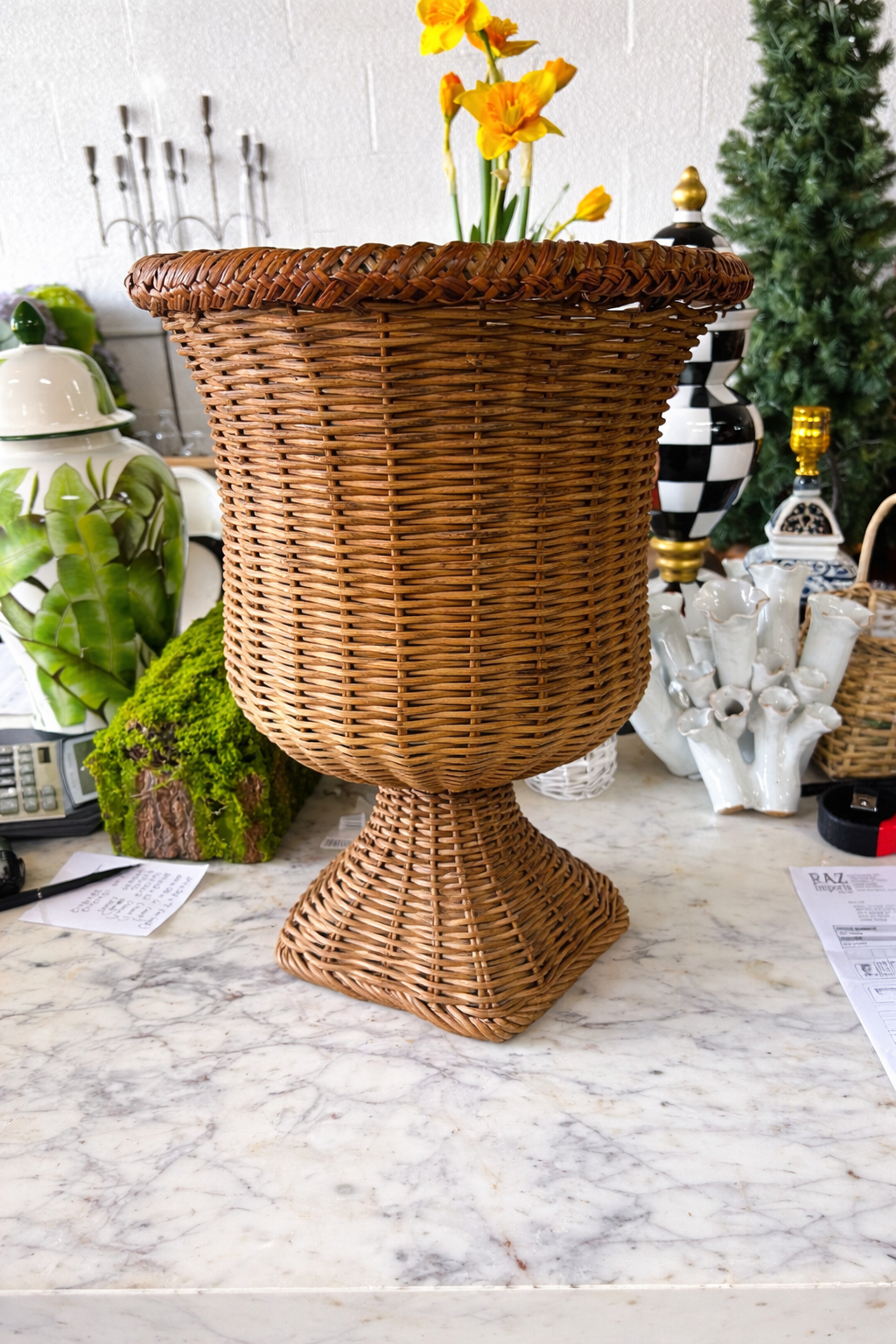 19” Woven urn