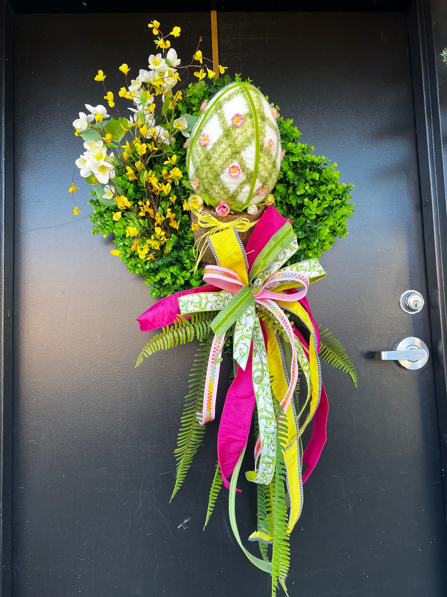 Blooming Egg Elegance