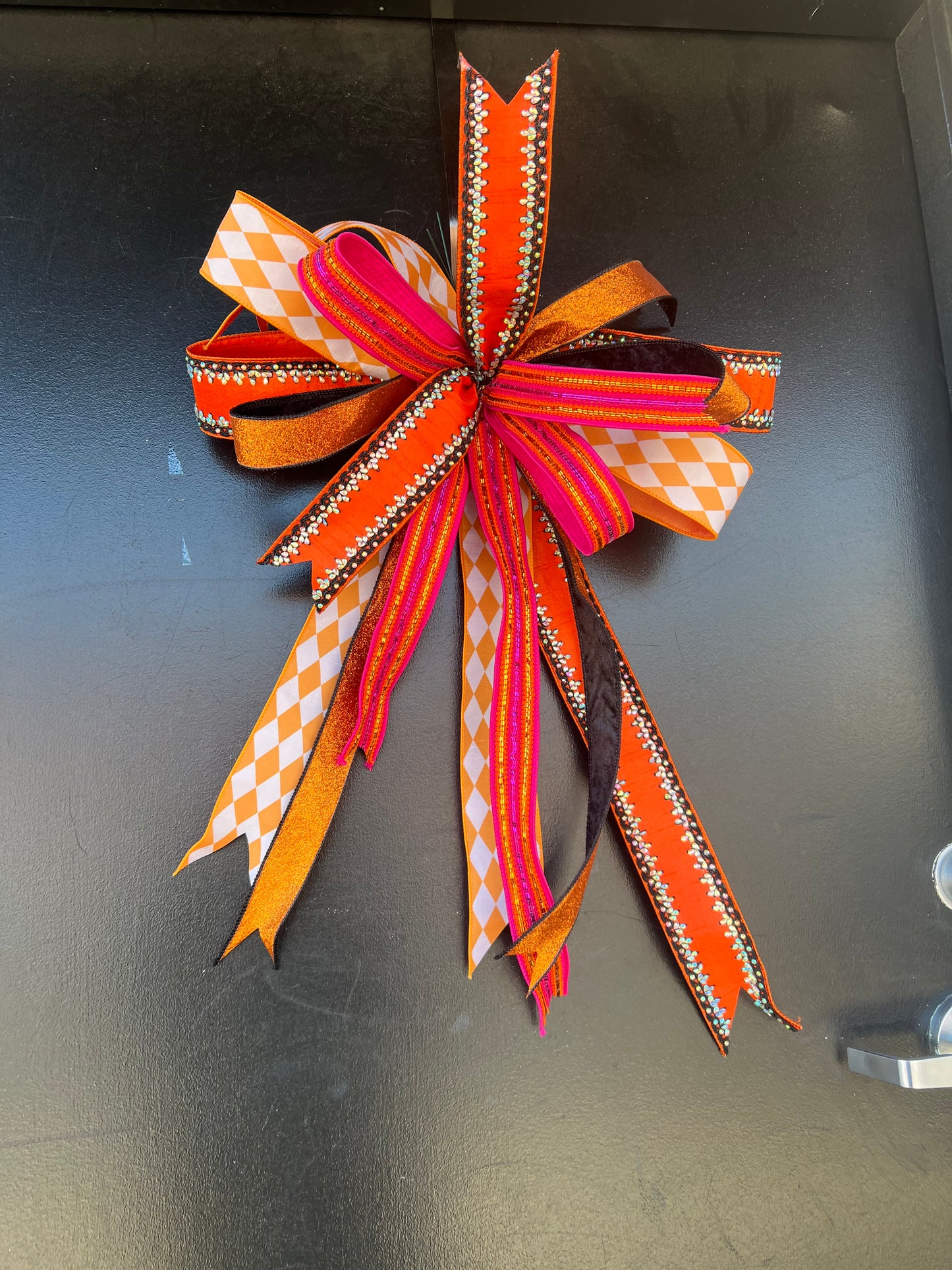 Spiced Sunset Bow