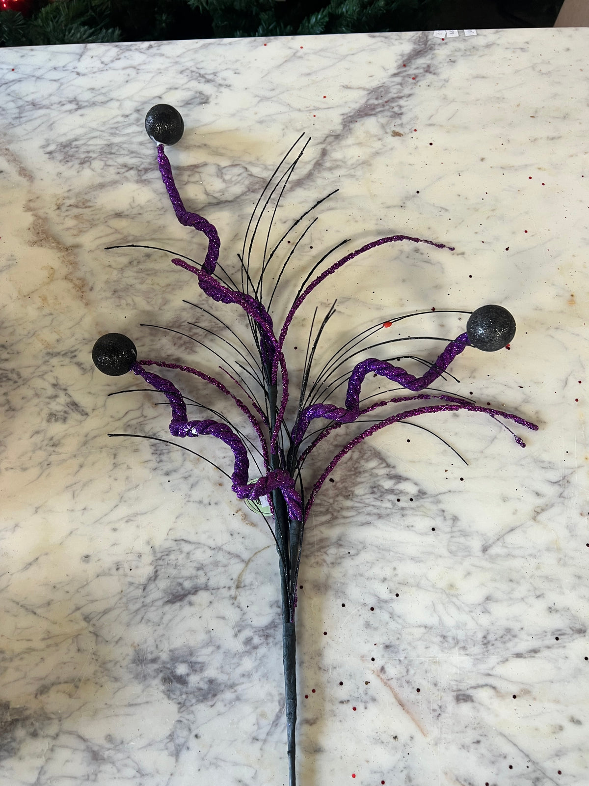 32” Glitter Halloween Spray