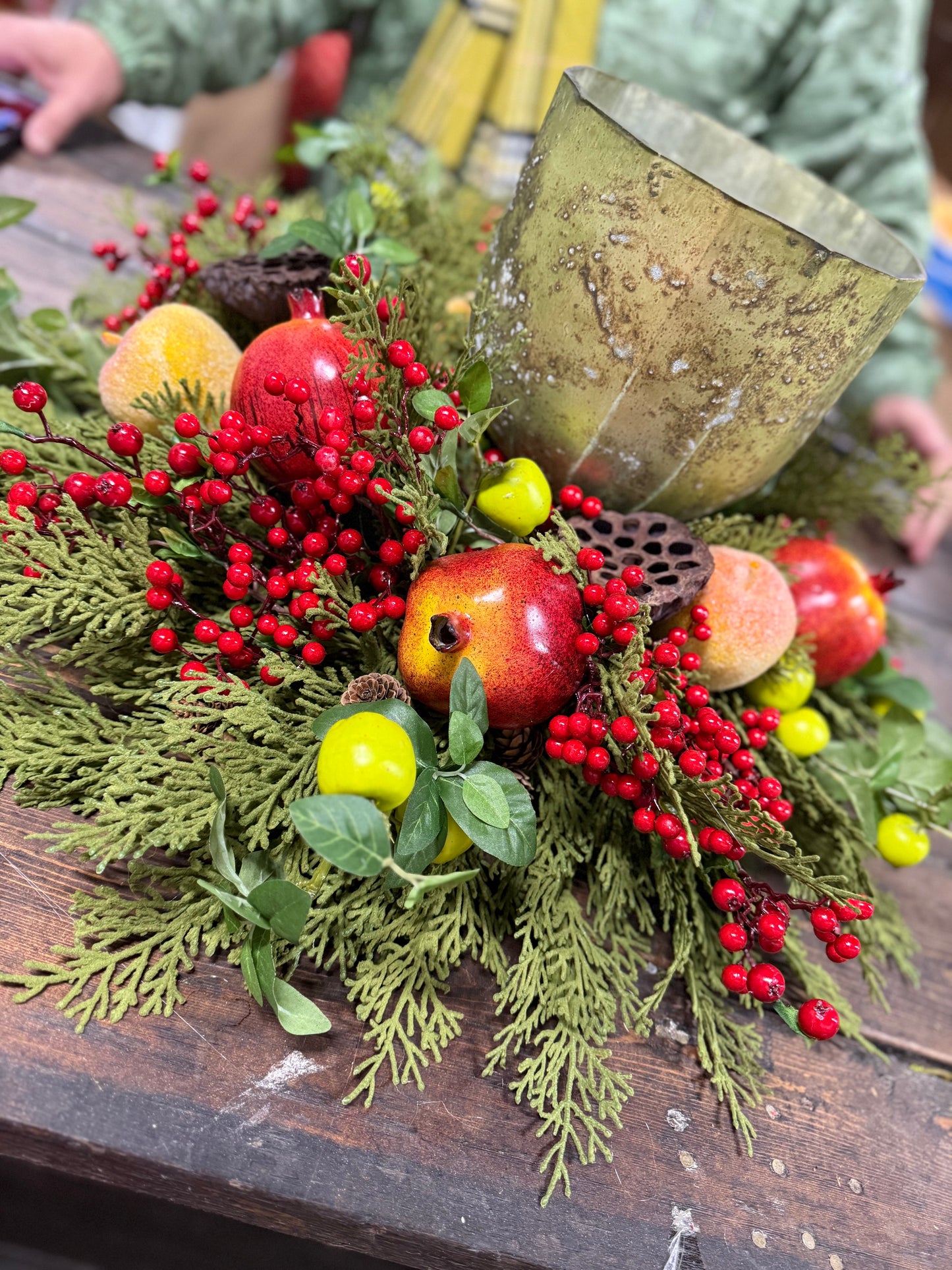 Williamsburg Centerpiece
