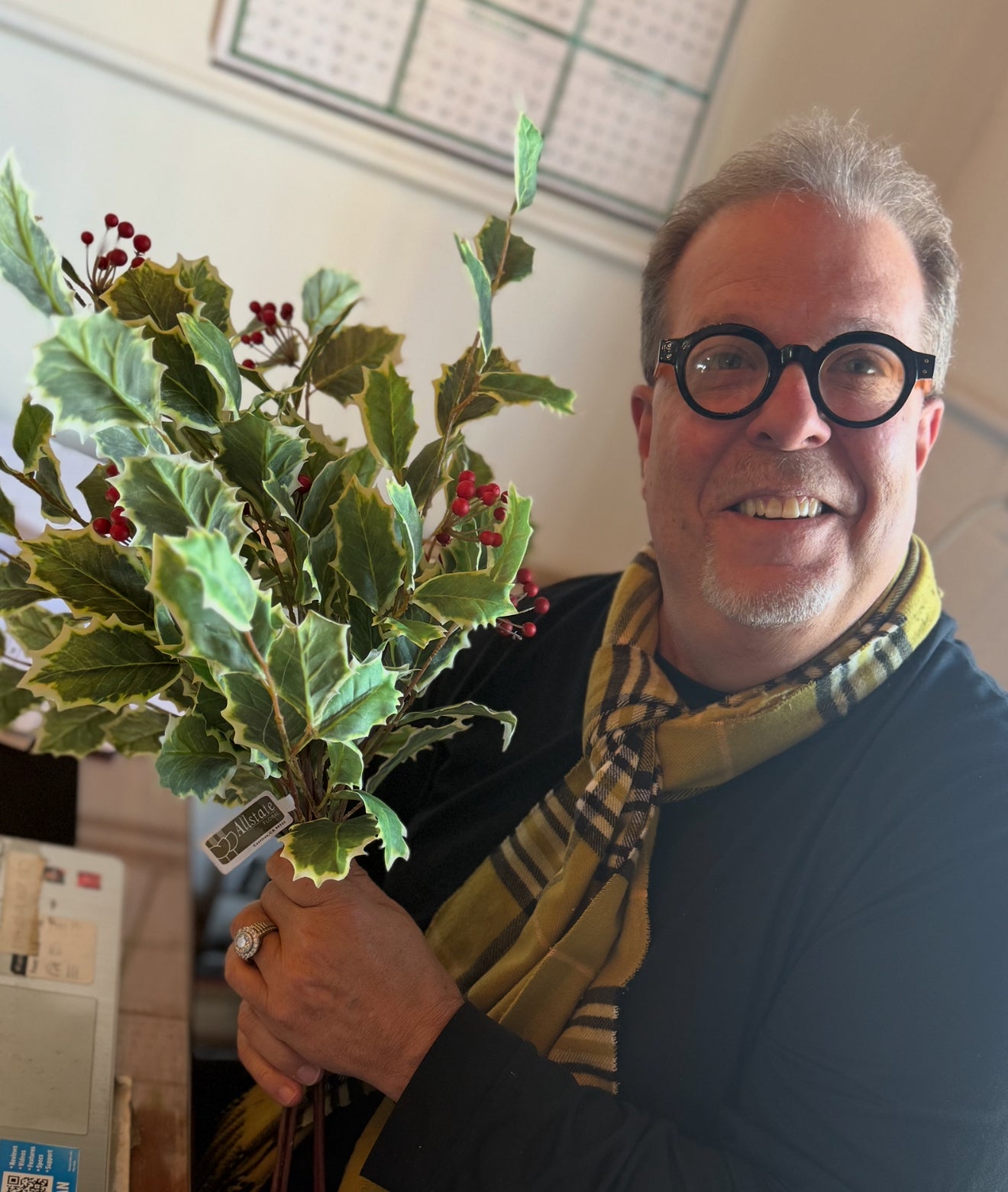 29” Holly Bundle with Berries