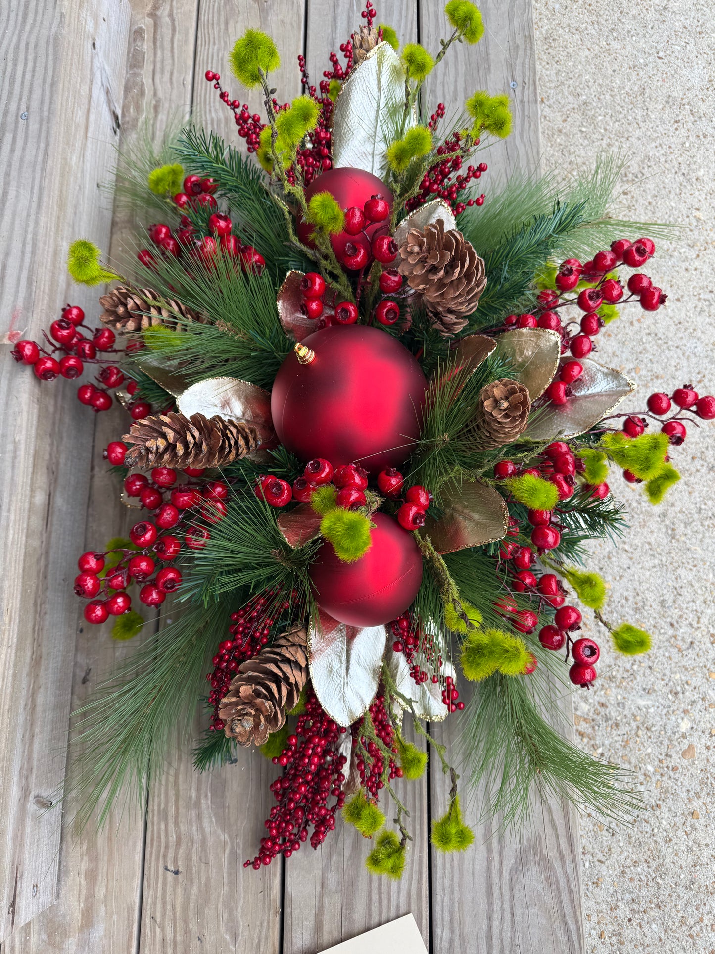 Deck The Table w Berries & Balls Centerpiece