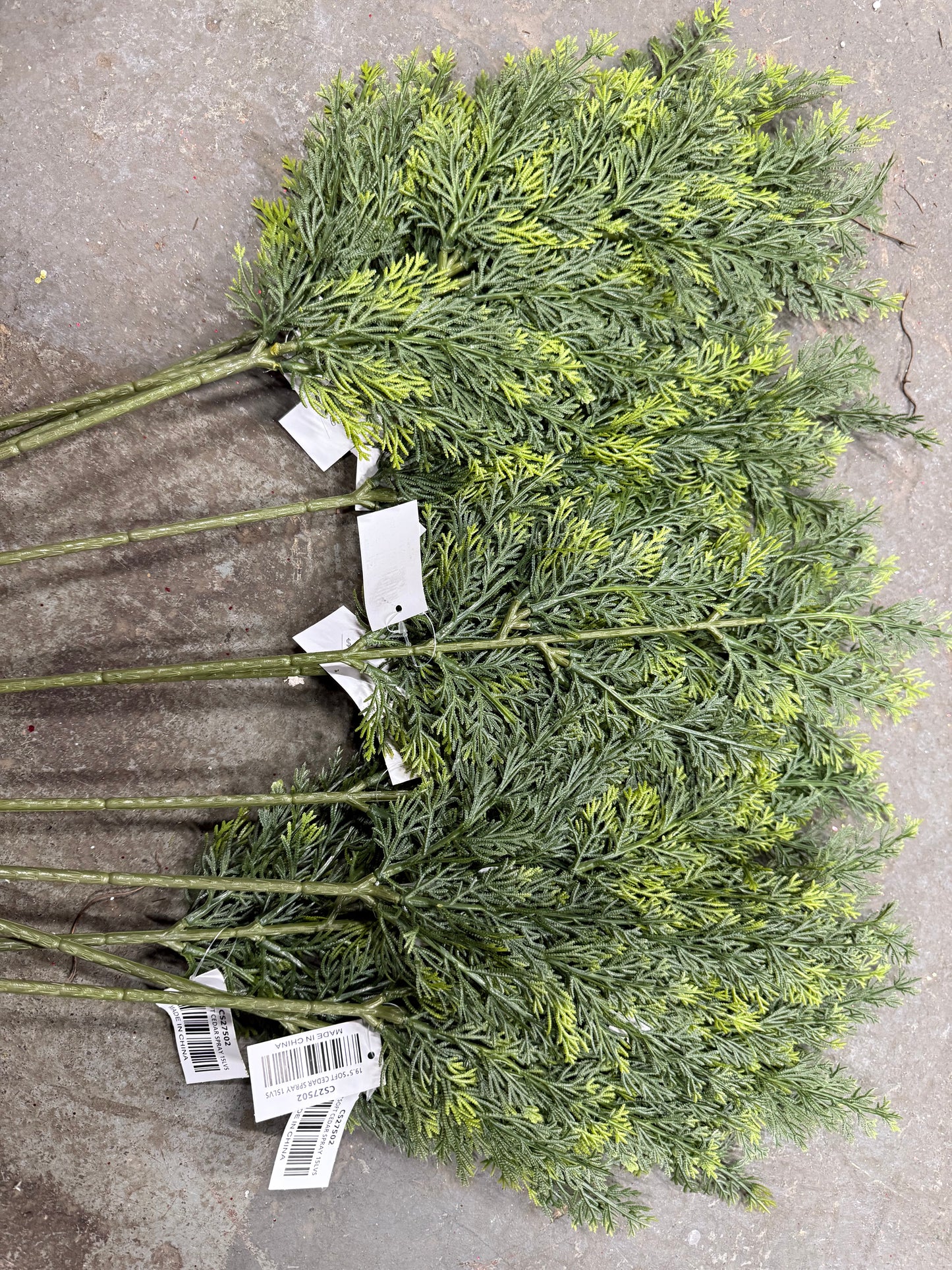 Bundle of 5- 19.5” Soft Cedar Spray