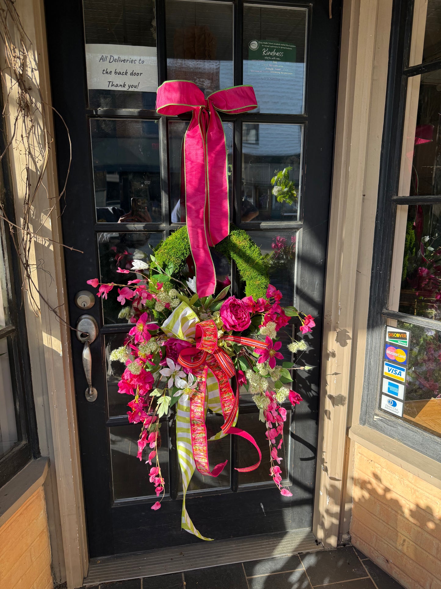 Gorgeous 24 inch Spectacular Door Wreath.