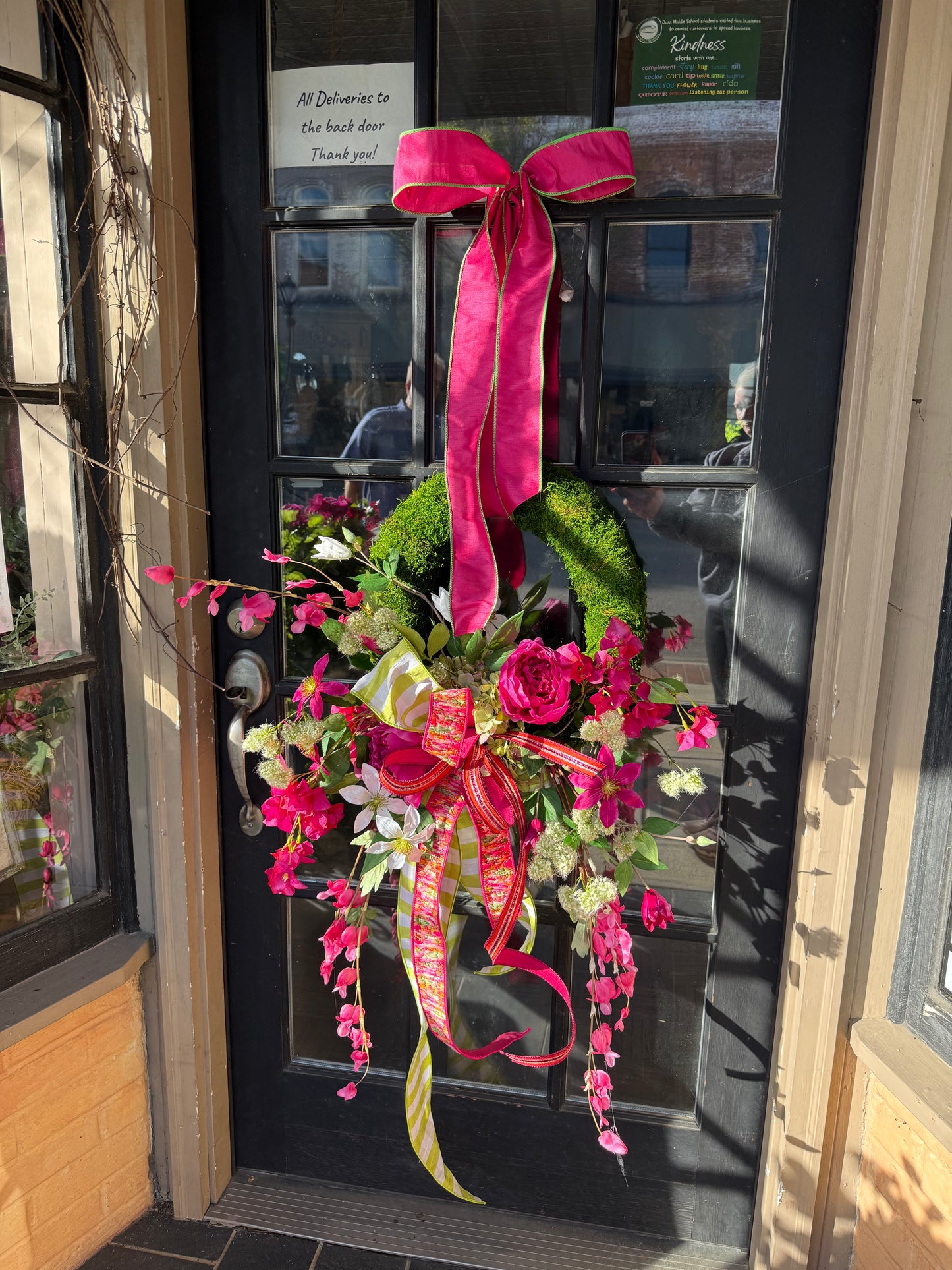 Gorgeous 24 inch Spectacular Door Wreath.