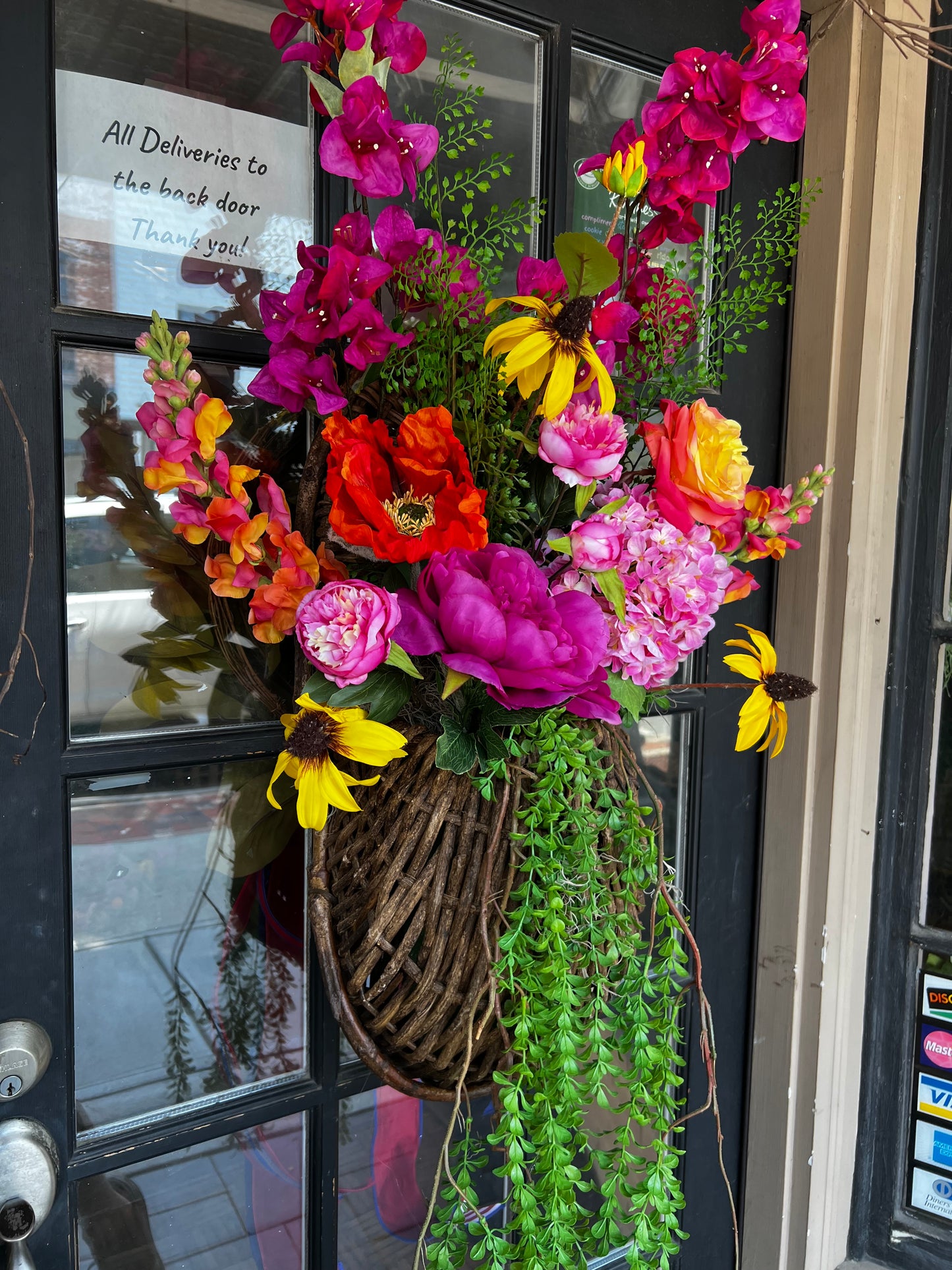 Hot Summer Wall Basket