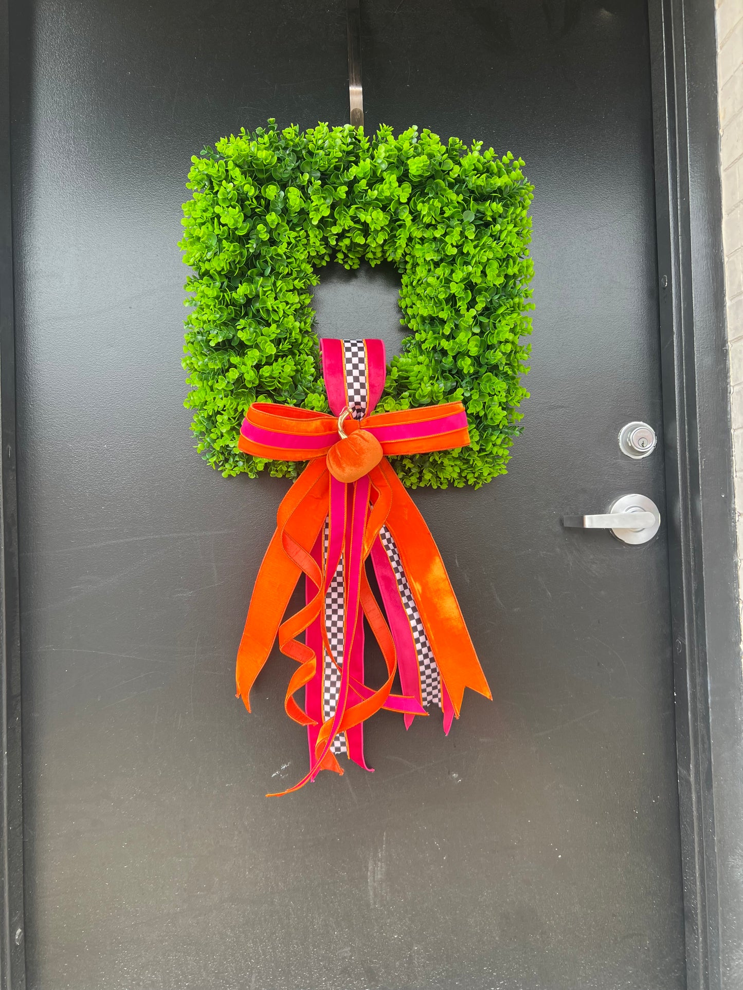 Classic Autumn Boxwood Wreath