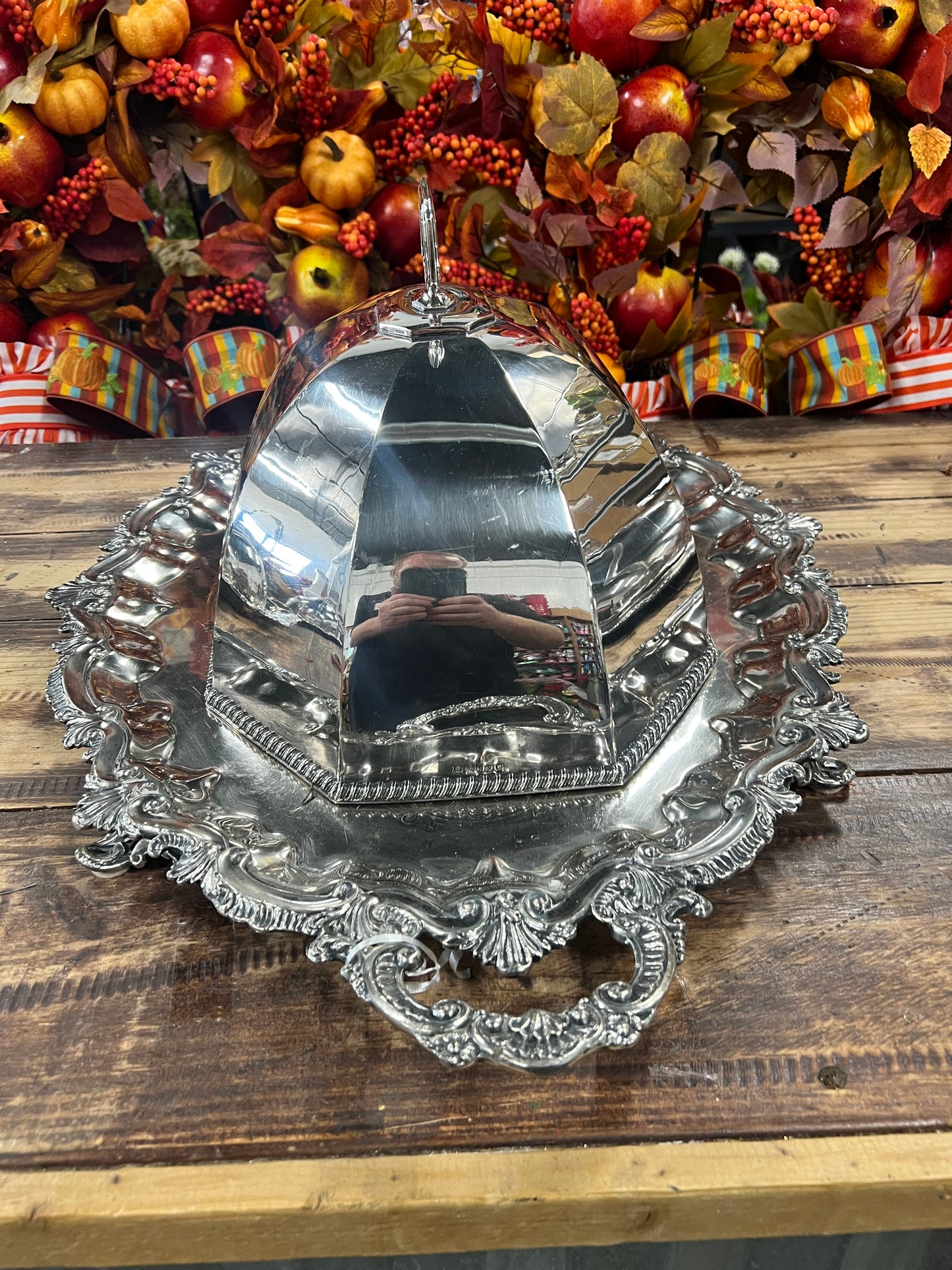 Vintage silver plated meat dome with Platter (3)