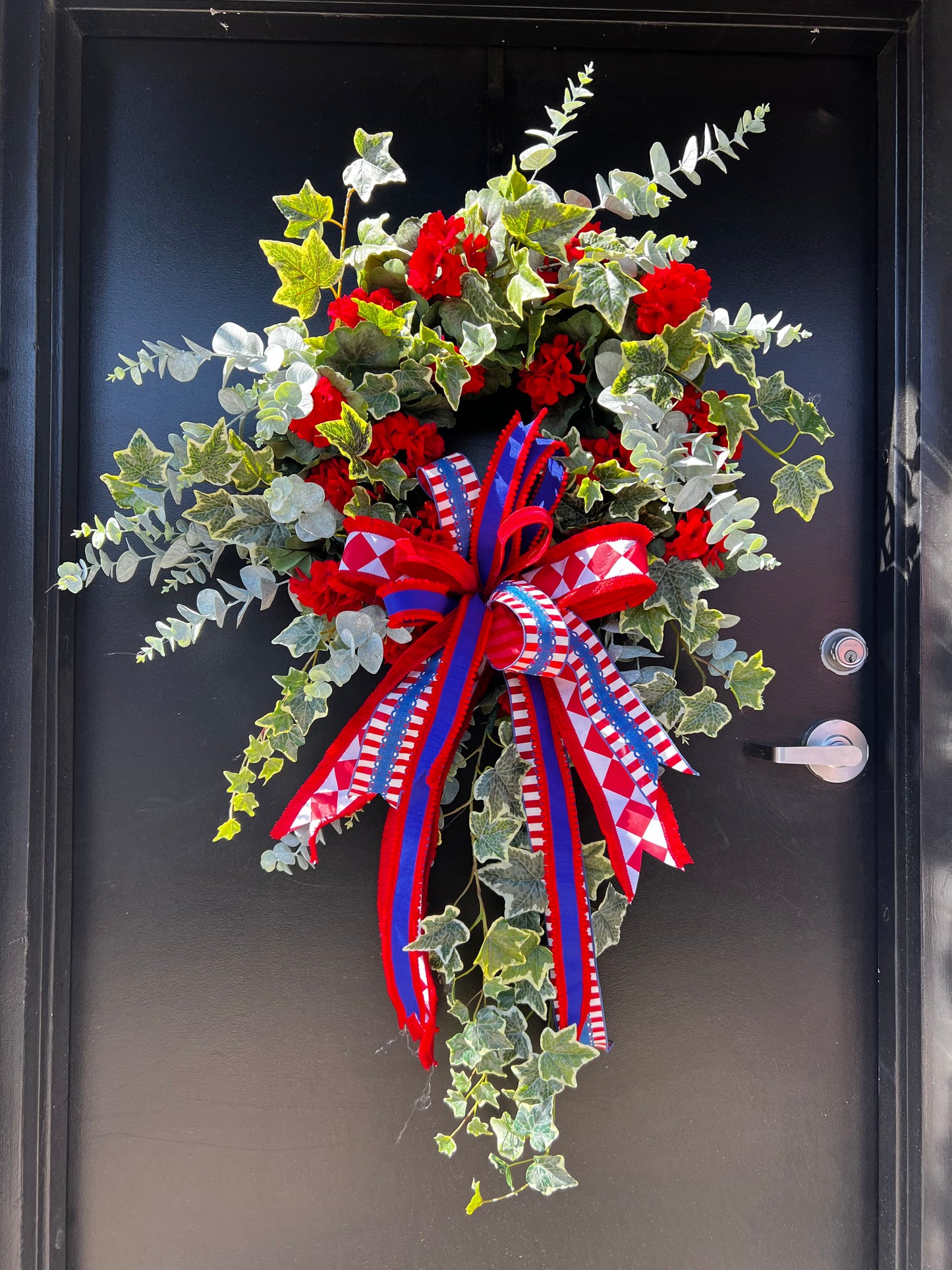 Americana Ivy Elegance Wreath