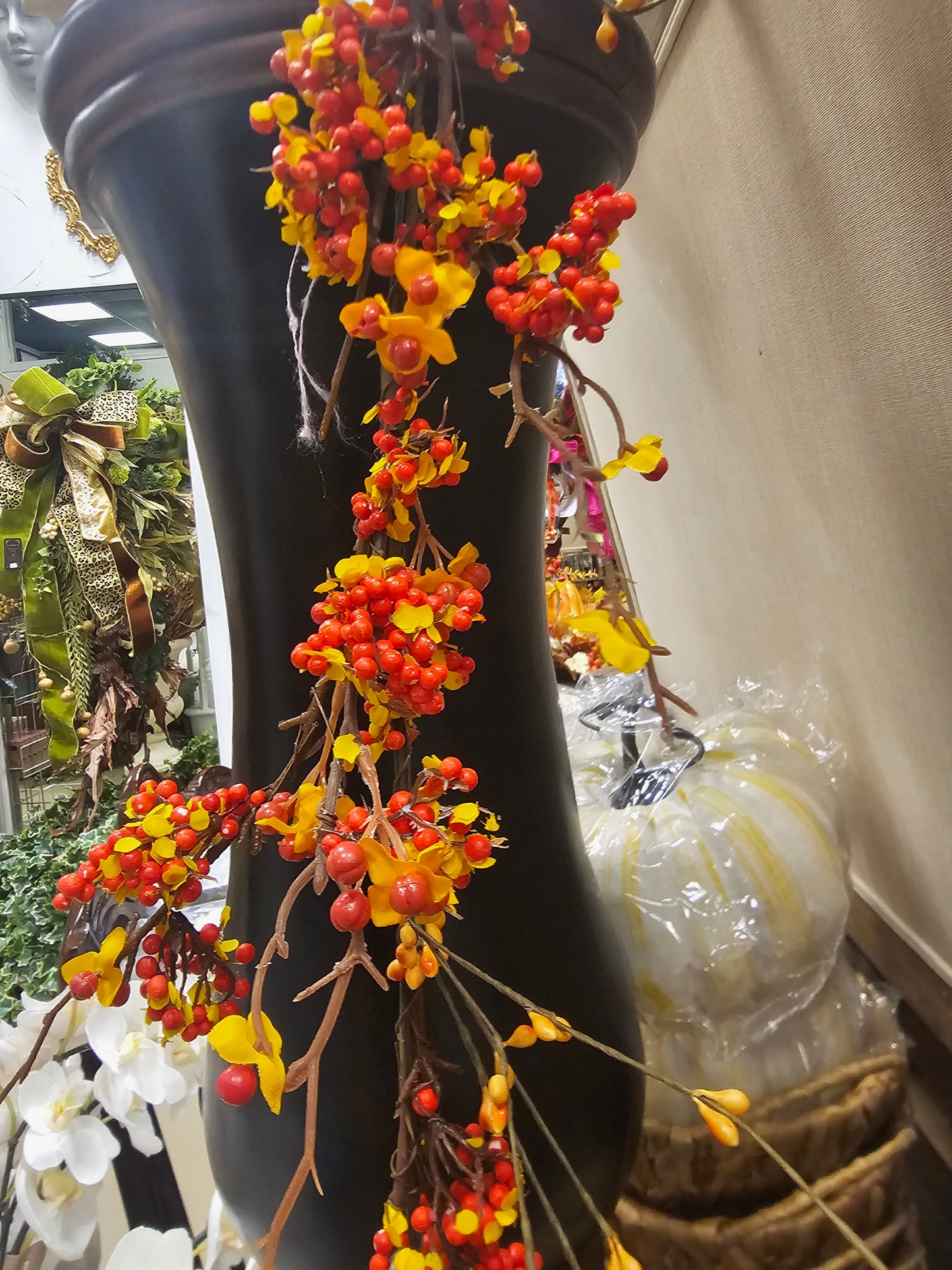 Bitter Sweet Cluster Garland