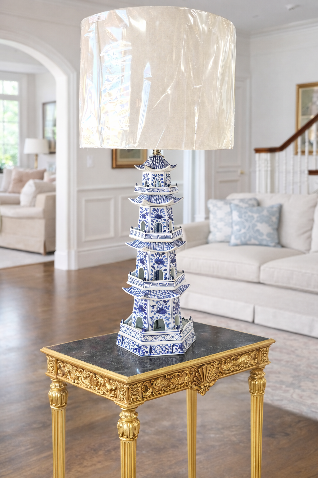 Blue & White Four-Tier Pagoda Table Lamp