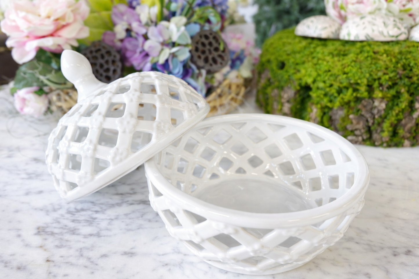 Ballas Bird Lidded Jar