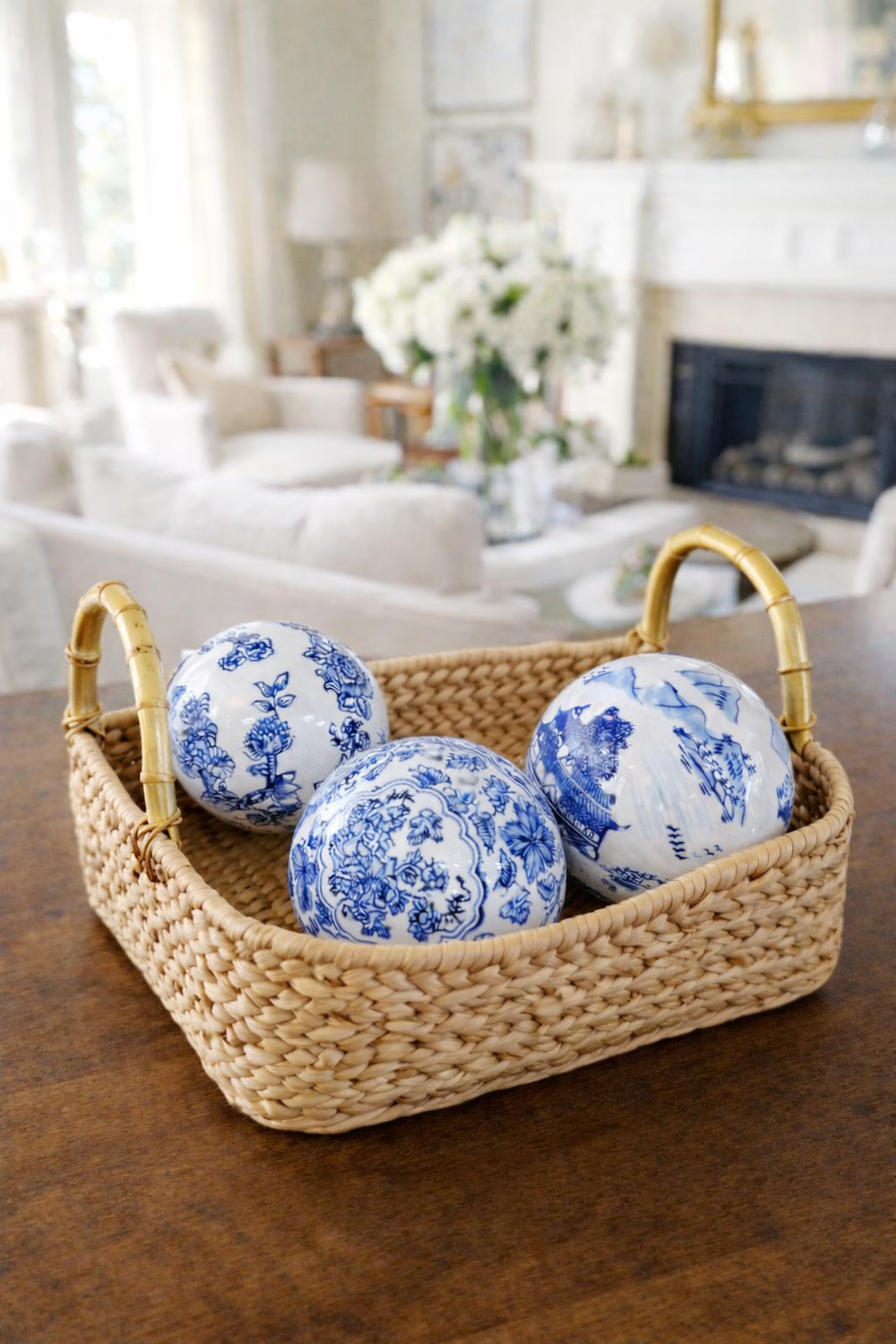 Blue and White Hand- Painted Ceramic Decor Ball Set ￼