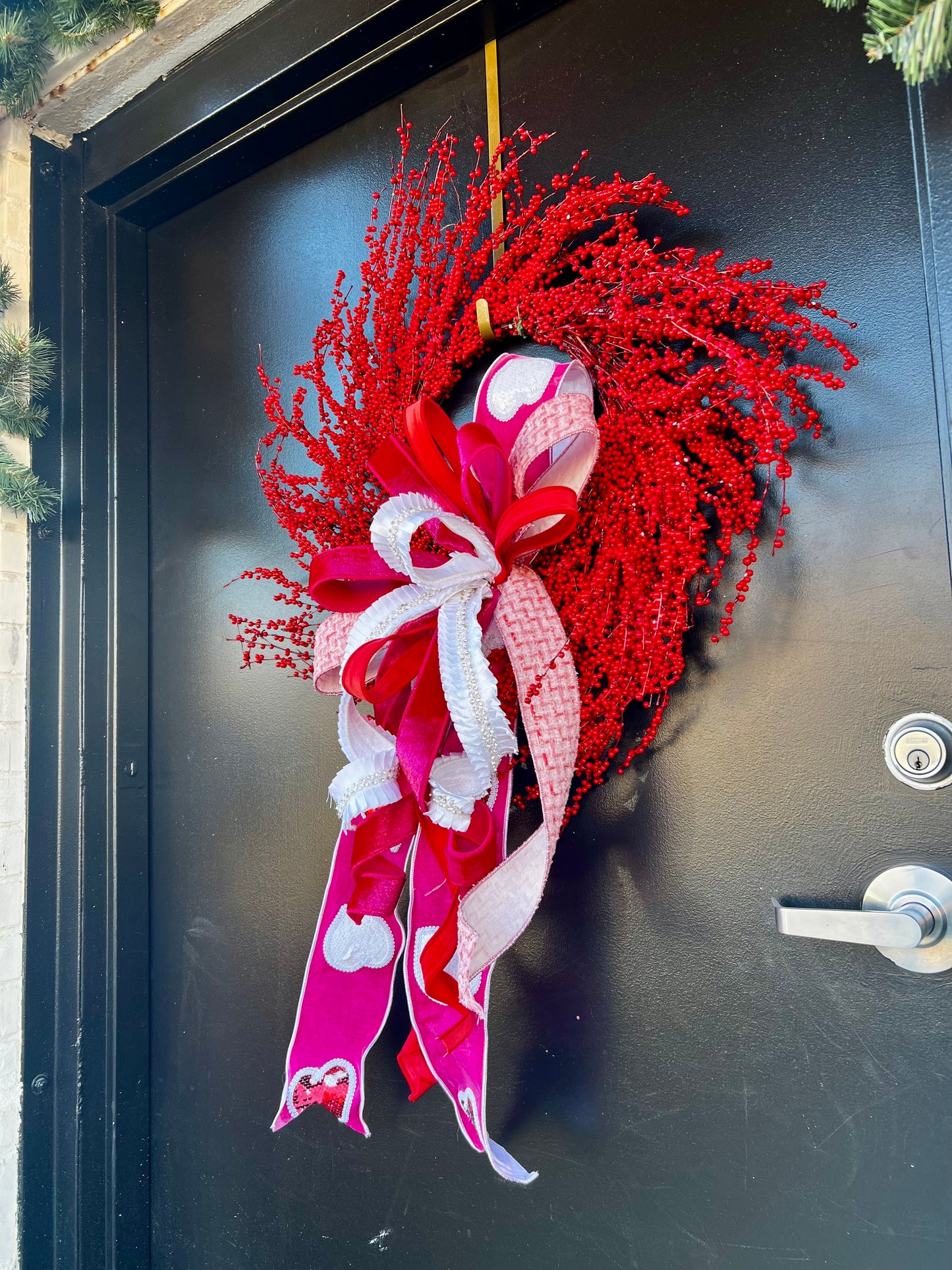 Scarlet Sweetheart Wreath