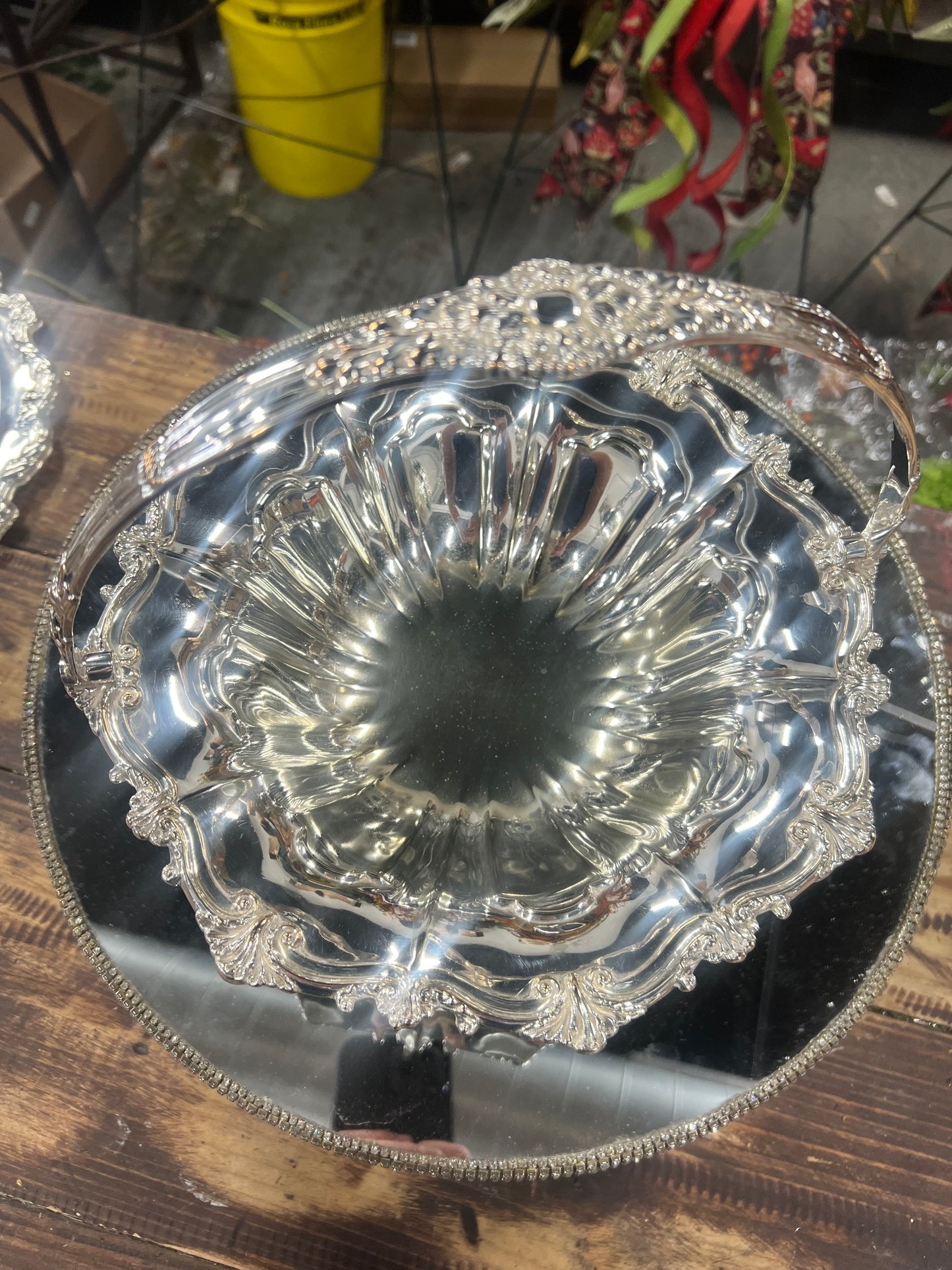 Vintage Silver-Plated Basket With Handle (11in  DIA)