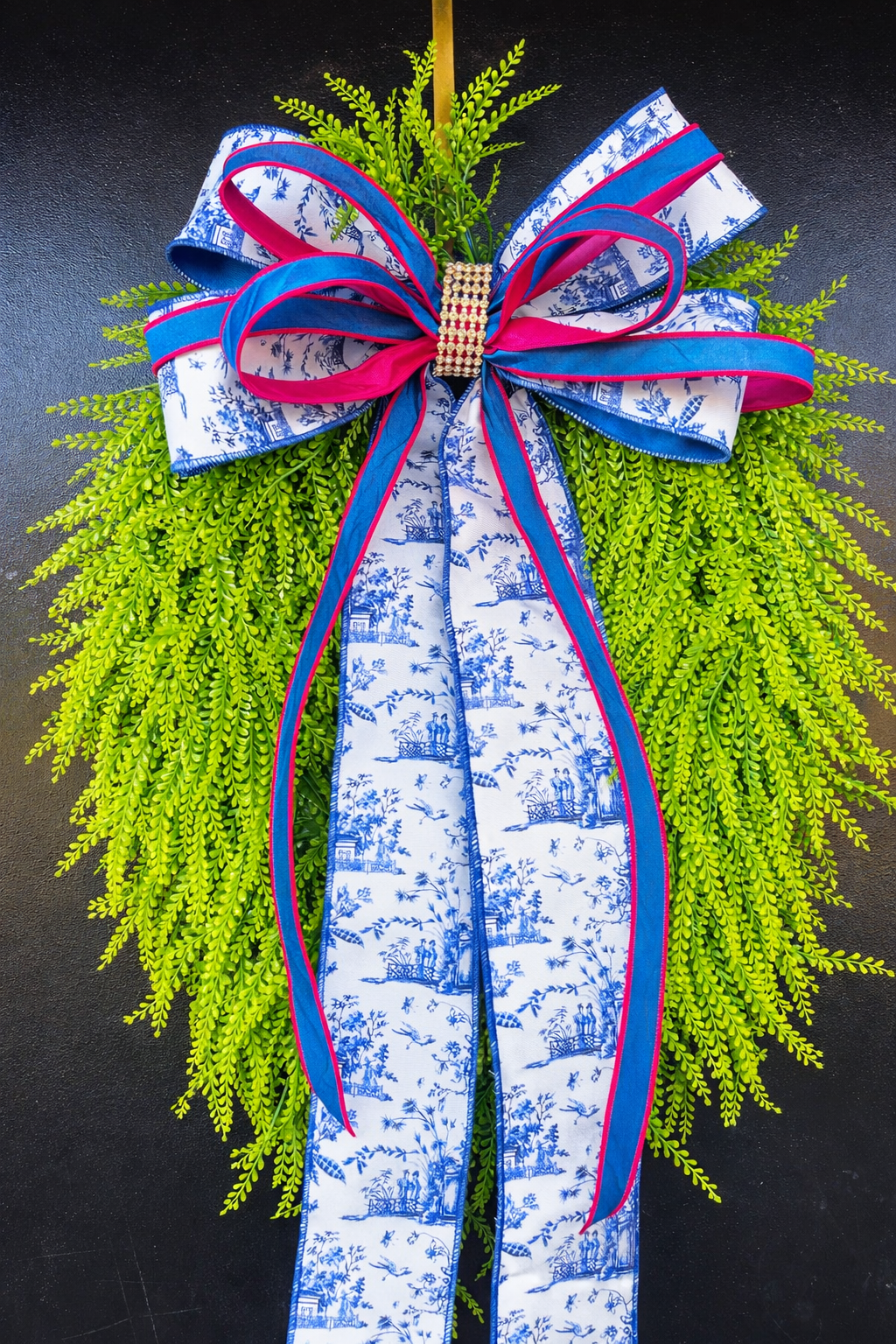 Blue Willow garden wreath