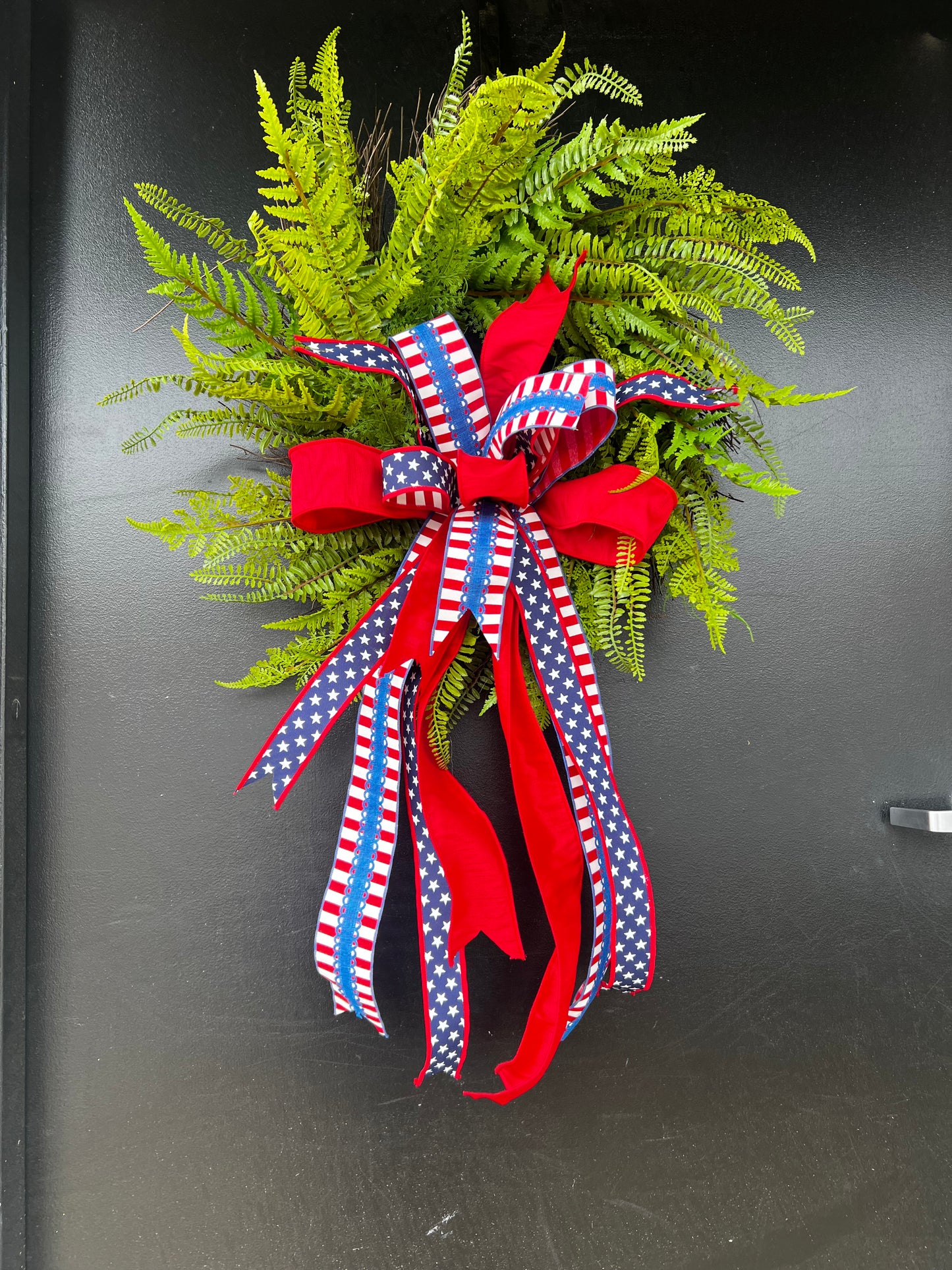 All-American Fern Classic wreath