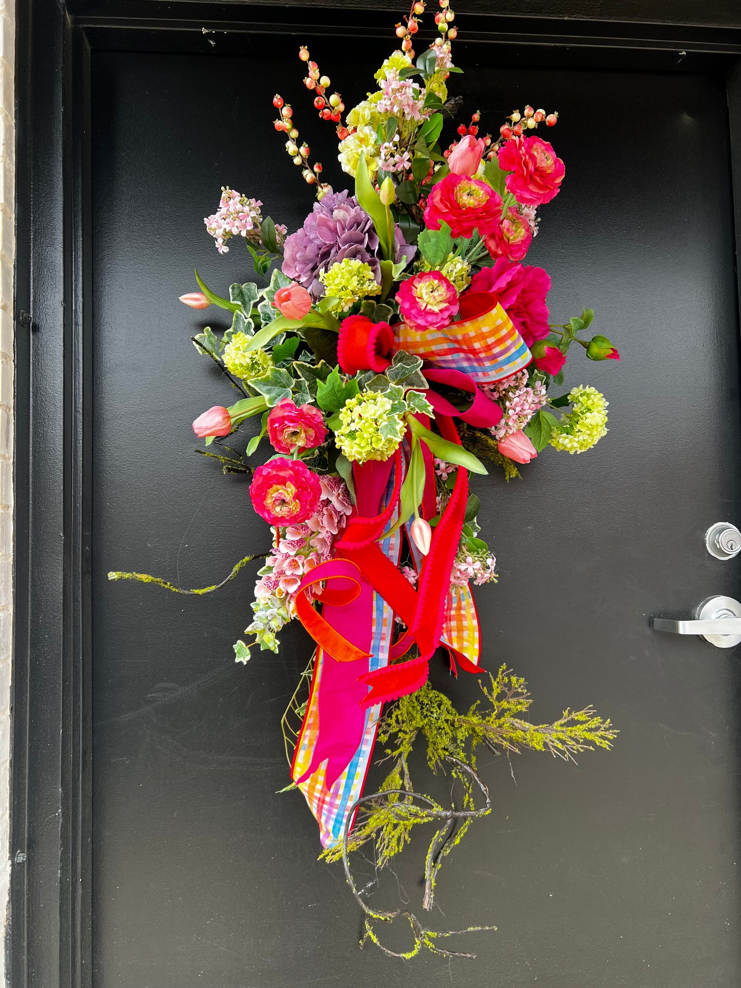 The Grand Spring Welcome Swag