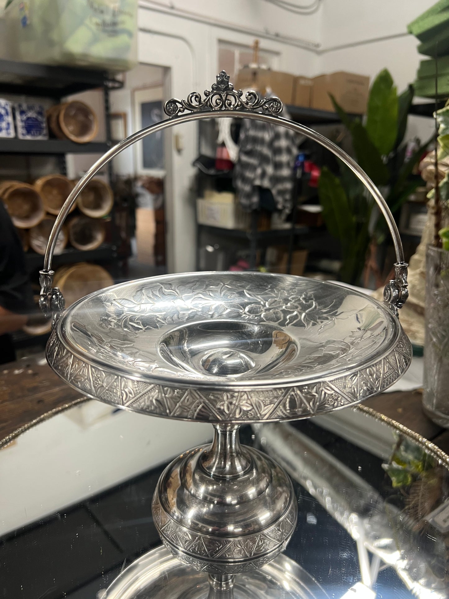 Vintage Silver-Plated Bridal basket with handle 1