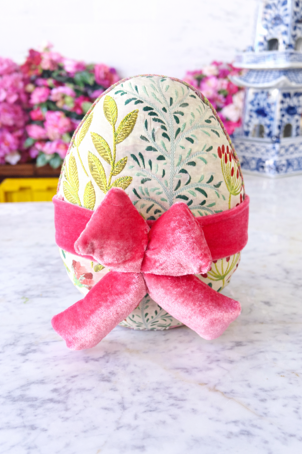 7.5 inch, Pink Bow Egg