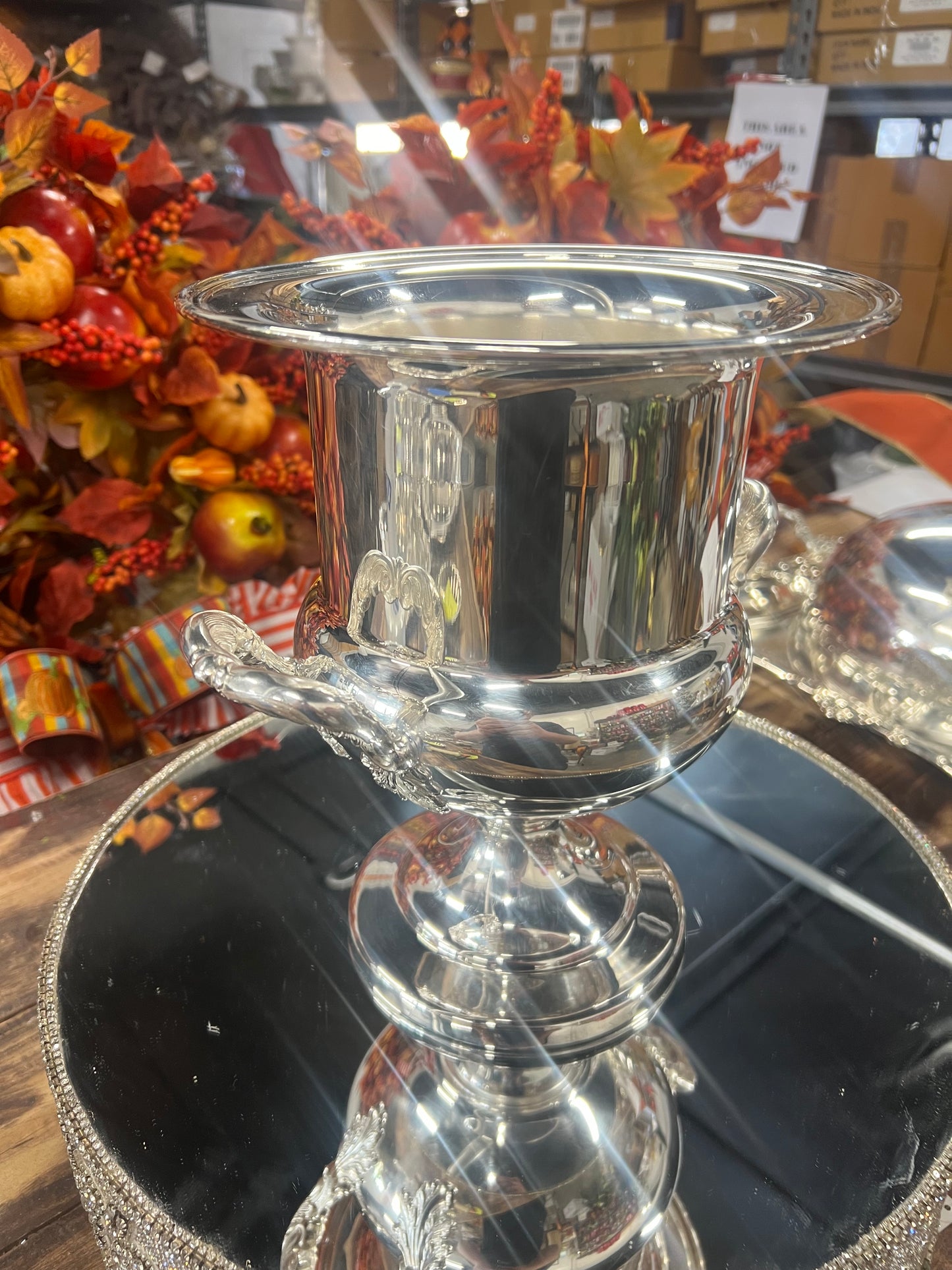 Vintage silver plated champagne urn (6)