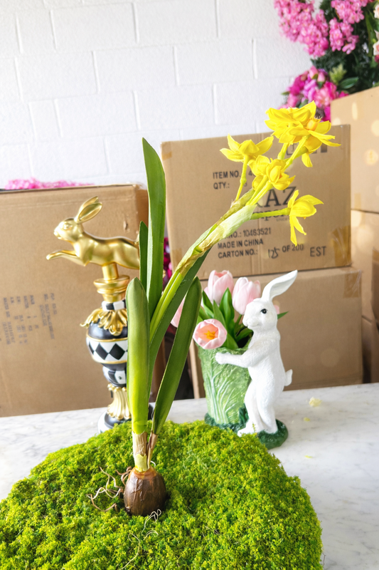 Yellow real touch daffodil bulb pick
