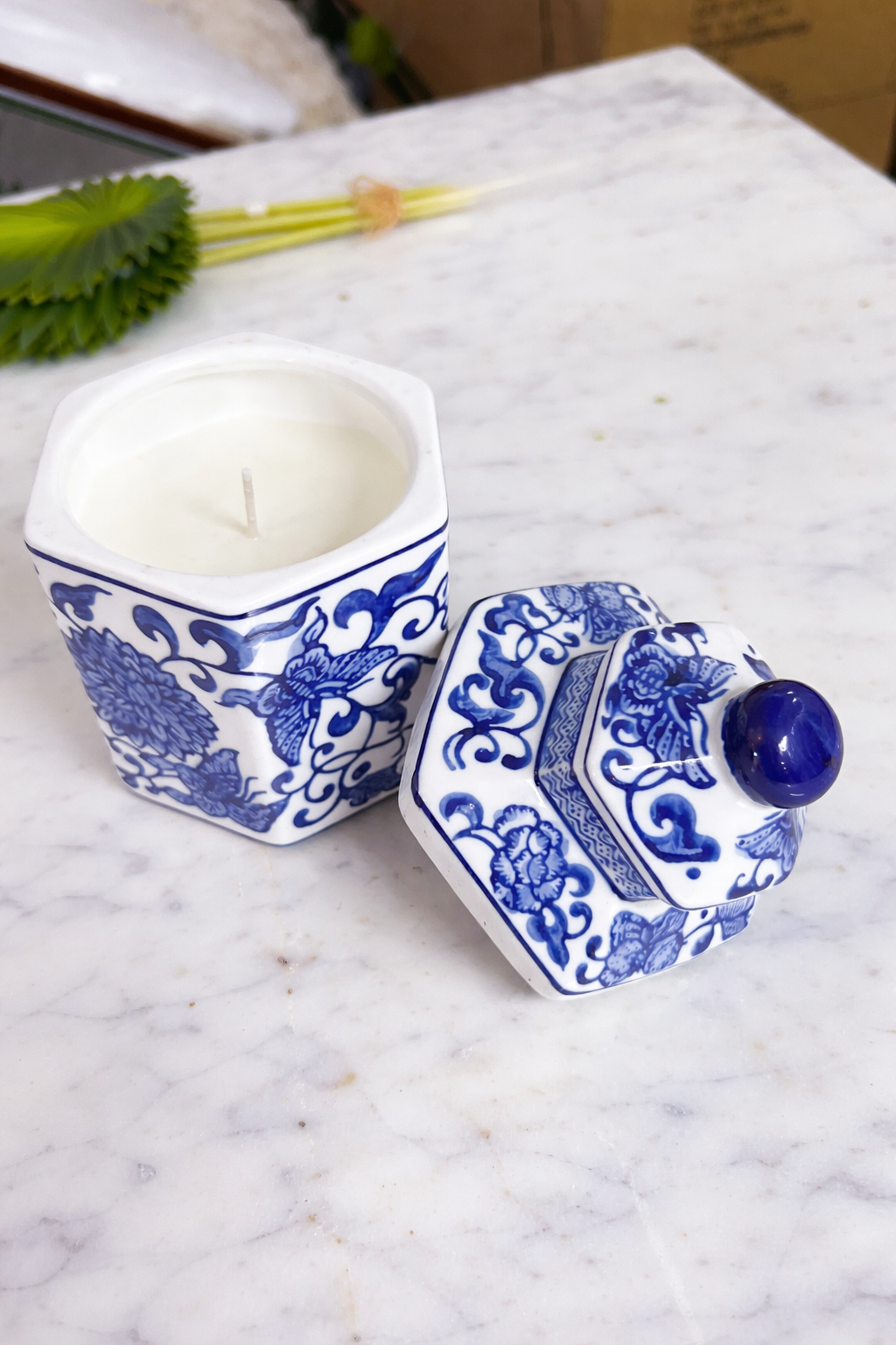 Blue and White Chinoiserie Sandalwood Myrrh Candle