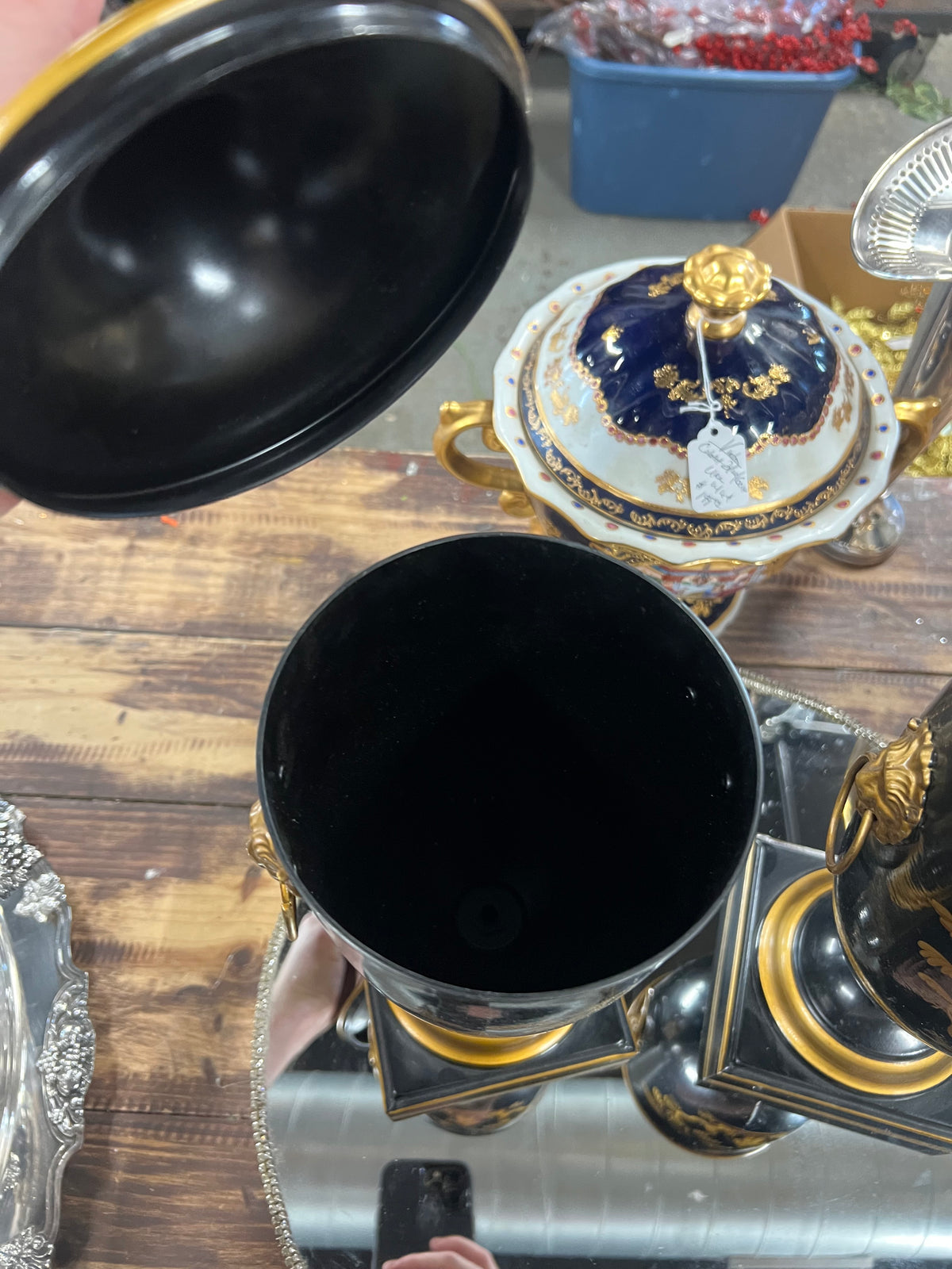 Set of 2 Black-and-Gold Chinoiserie Chestnut Urns