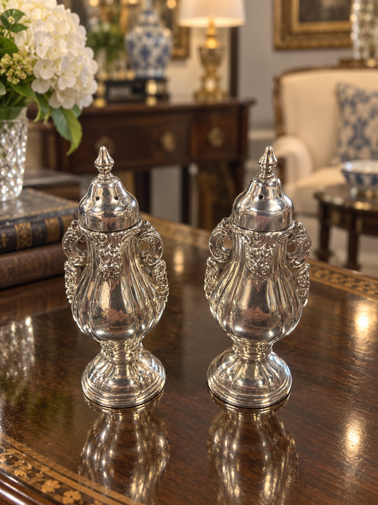 Vintage silver-plated salt and pepper shaker set (2)