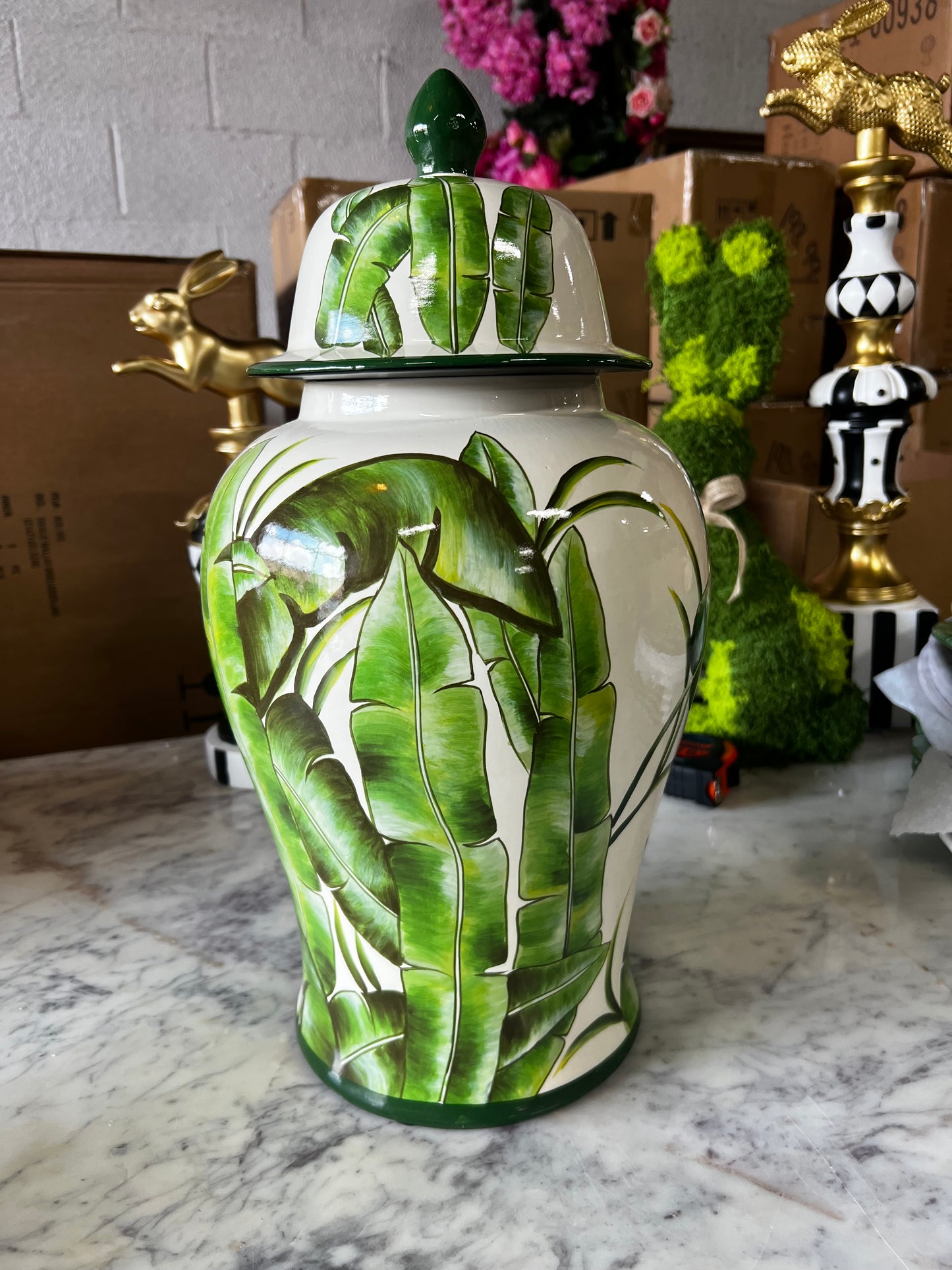 Green leaf ginger jar