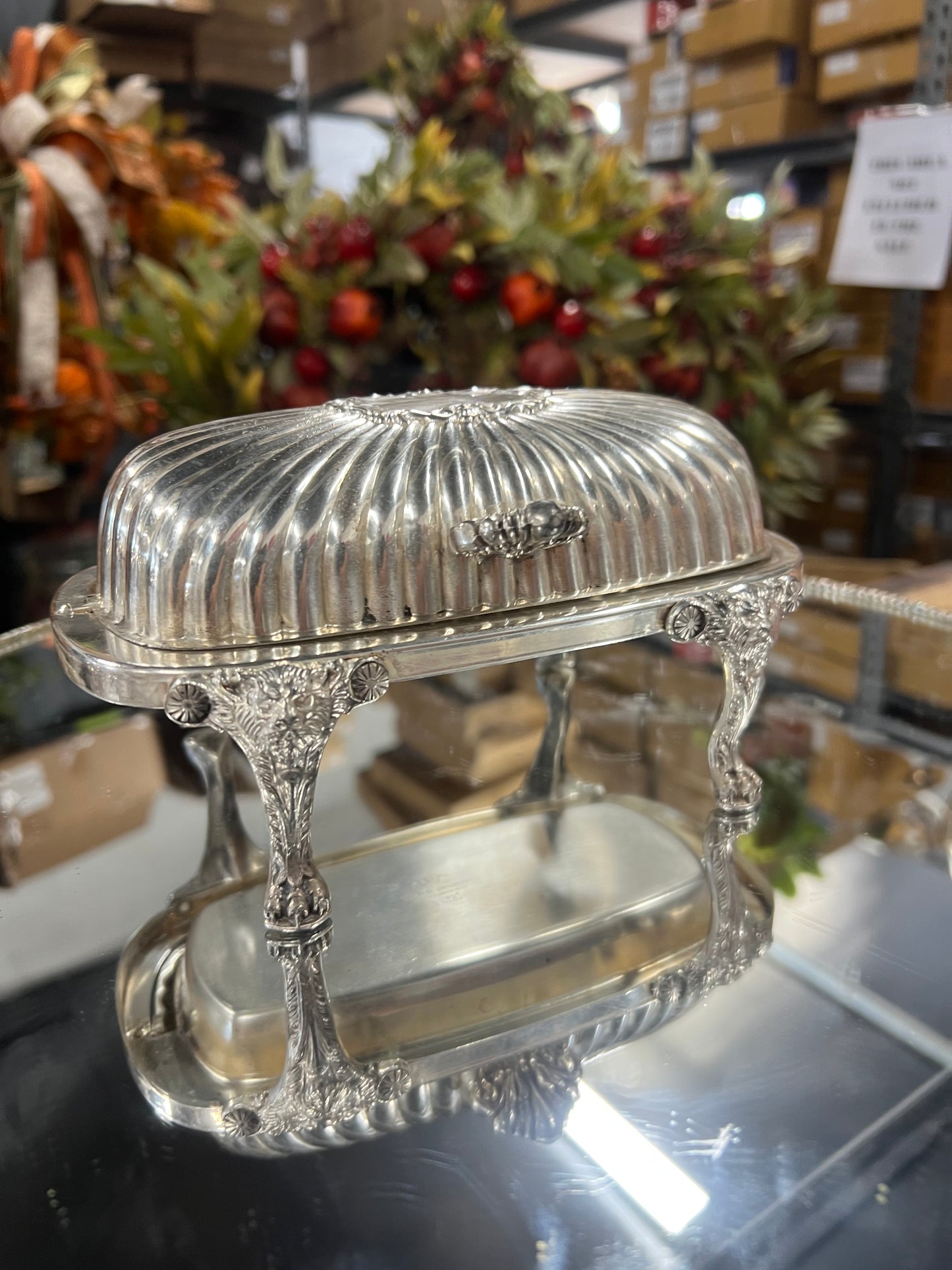 Vintage silver plated, FB Rogers butter dish. (no glass holder for butter)