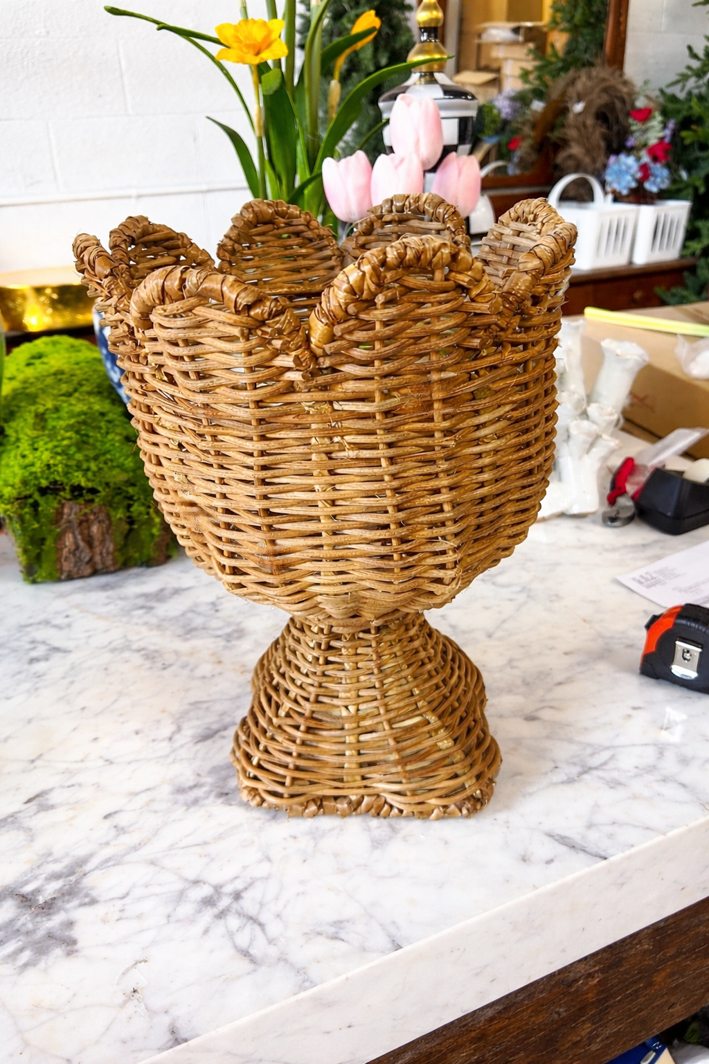 14” Woven Scalloped Urn