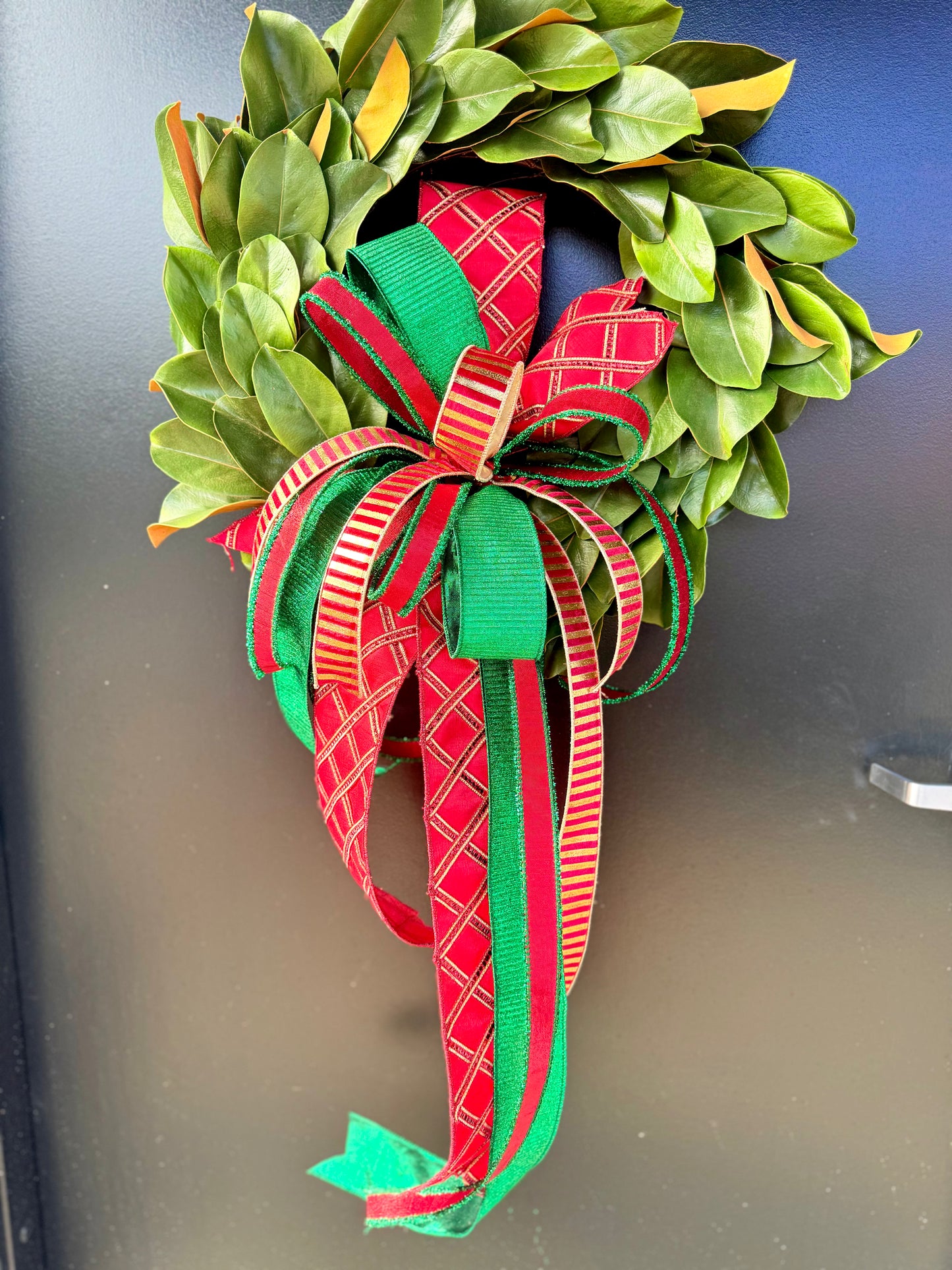 Traditional Christmas Bow
