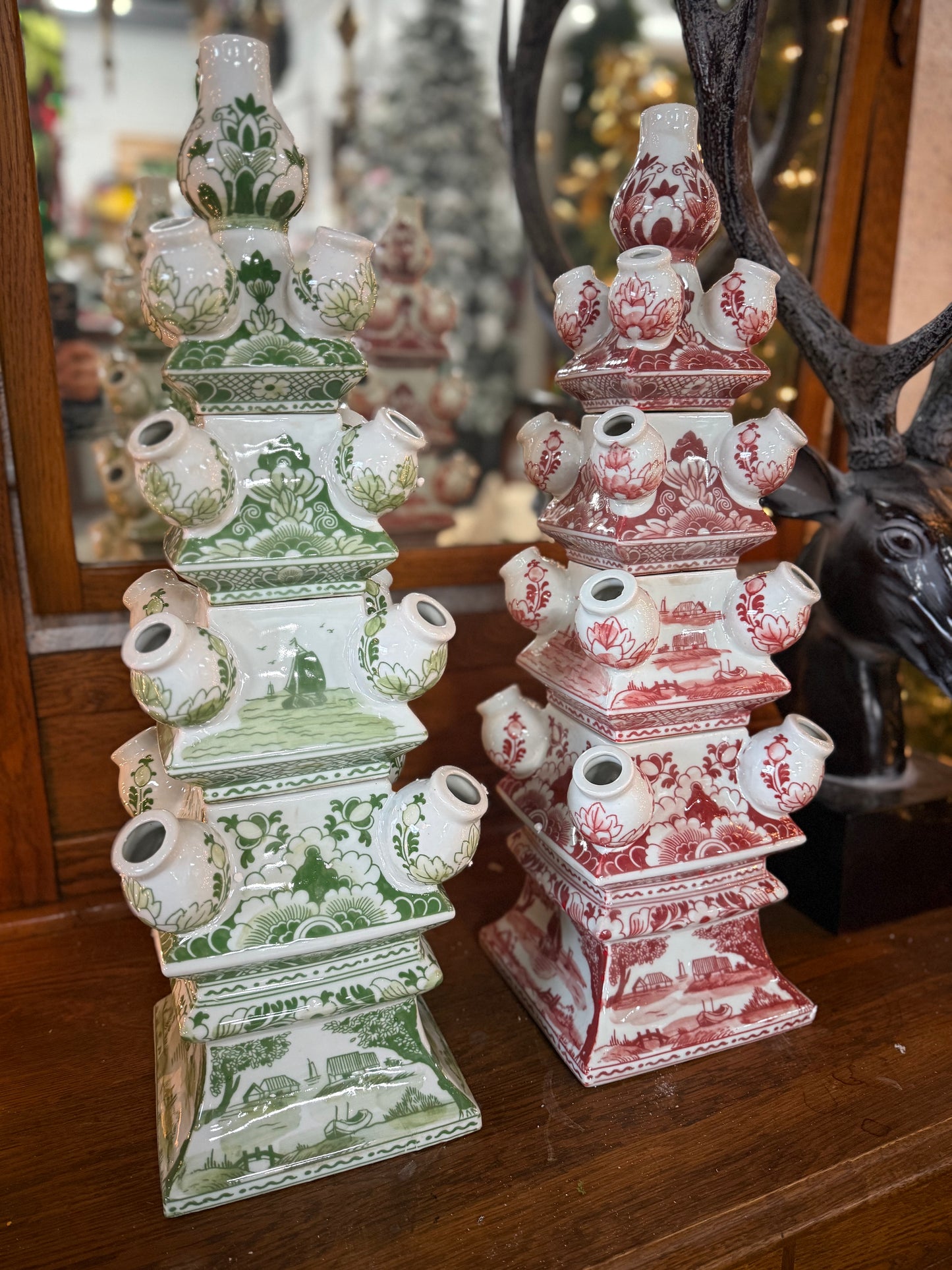 23” RED Pagoda Tulipiere