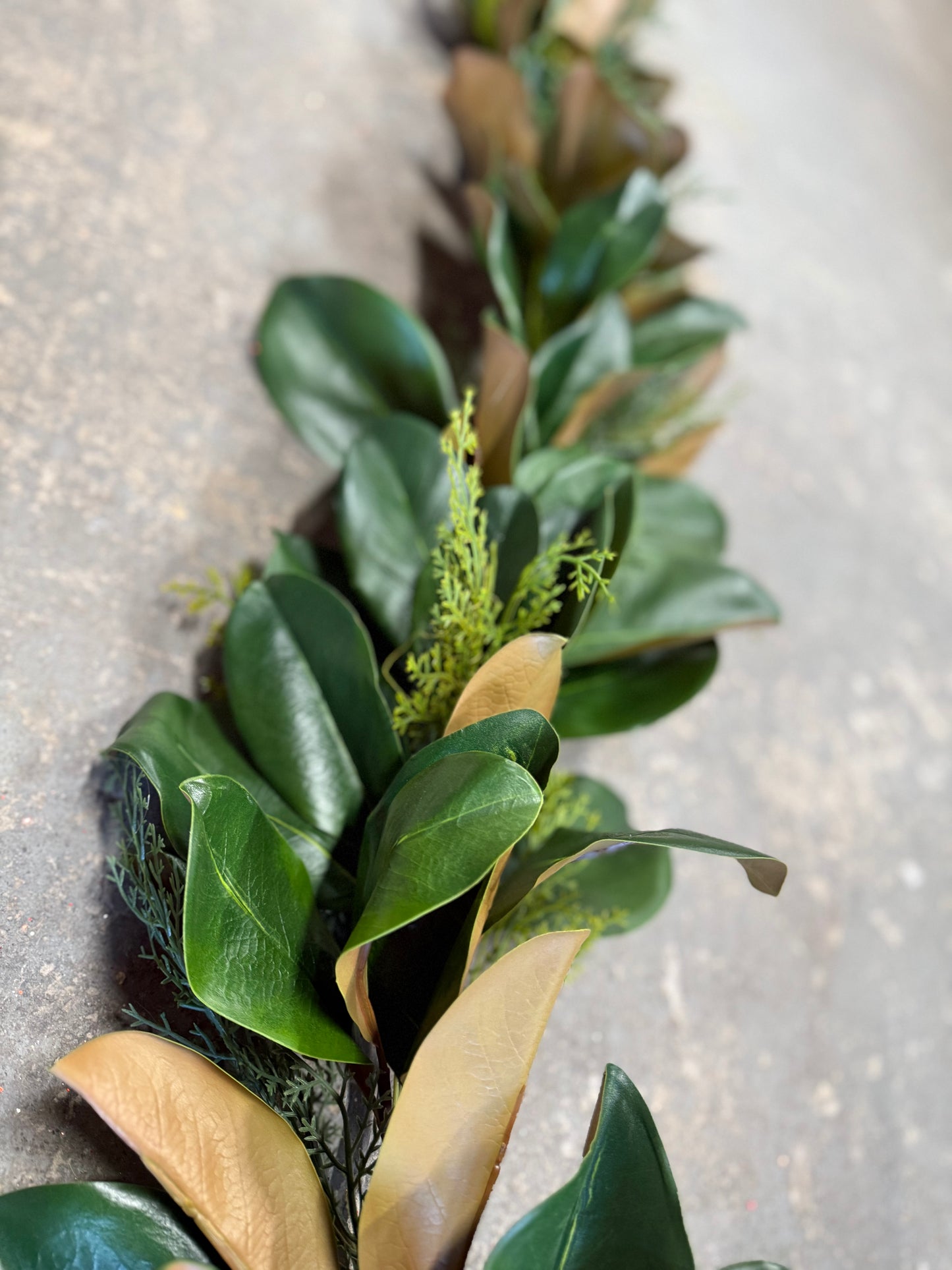 5 Ft Magnolia & Flat Cedar Garland (#12)