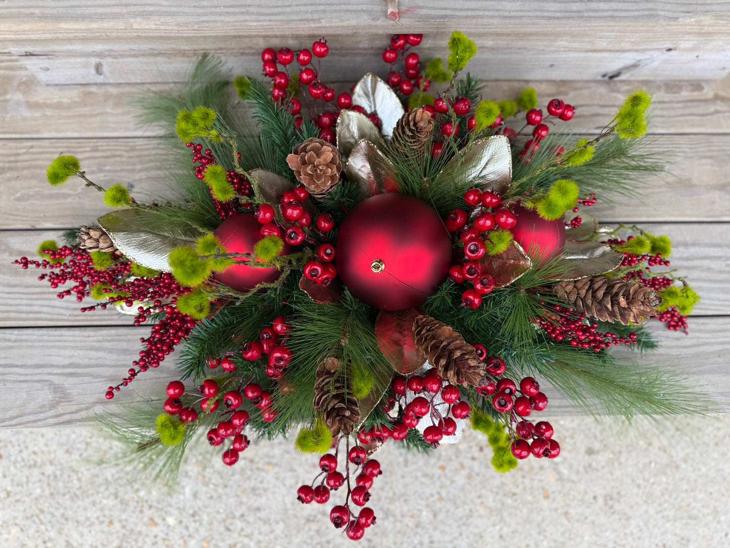 Deck The Table w Berries & Balls Centerpiece