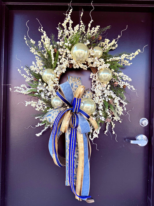 Regal Winter Glow Christmas Wreath