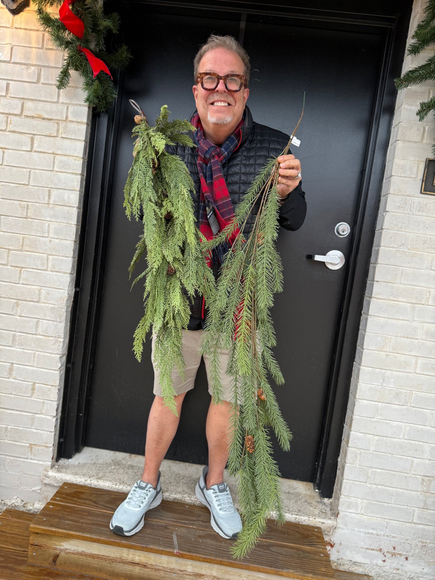 Pine & Pine Cone Drapping Spray