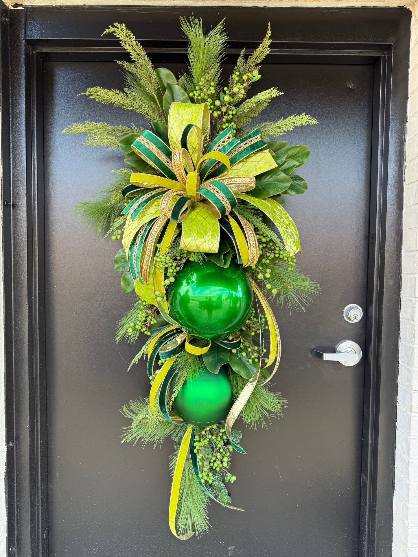 “Green With Envy” Christmas Swag