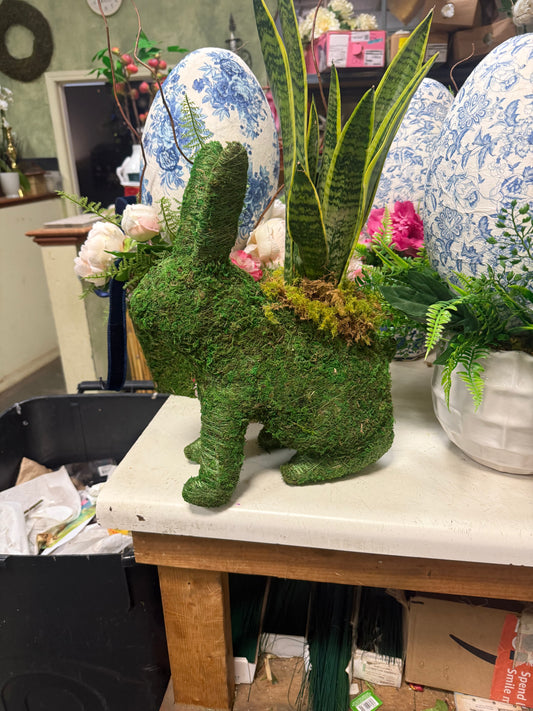 Green Moss Bunny Planter