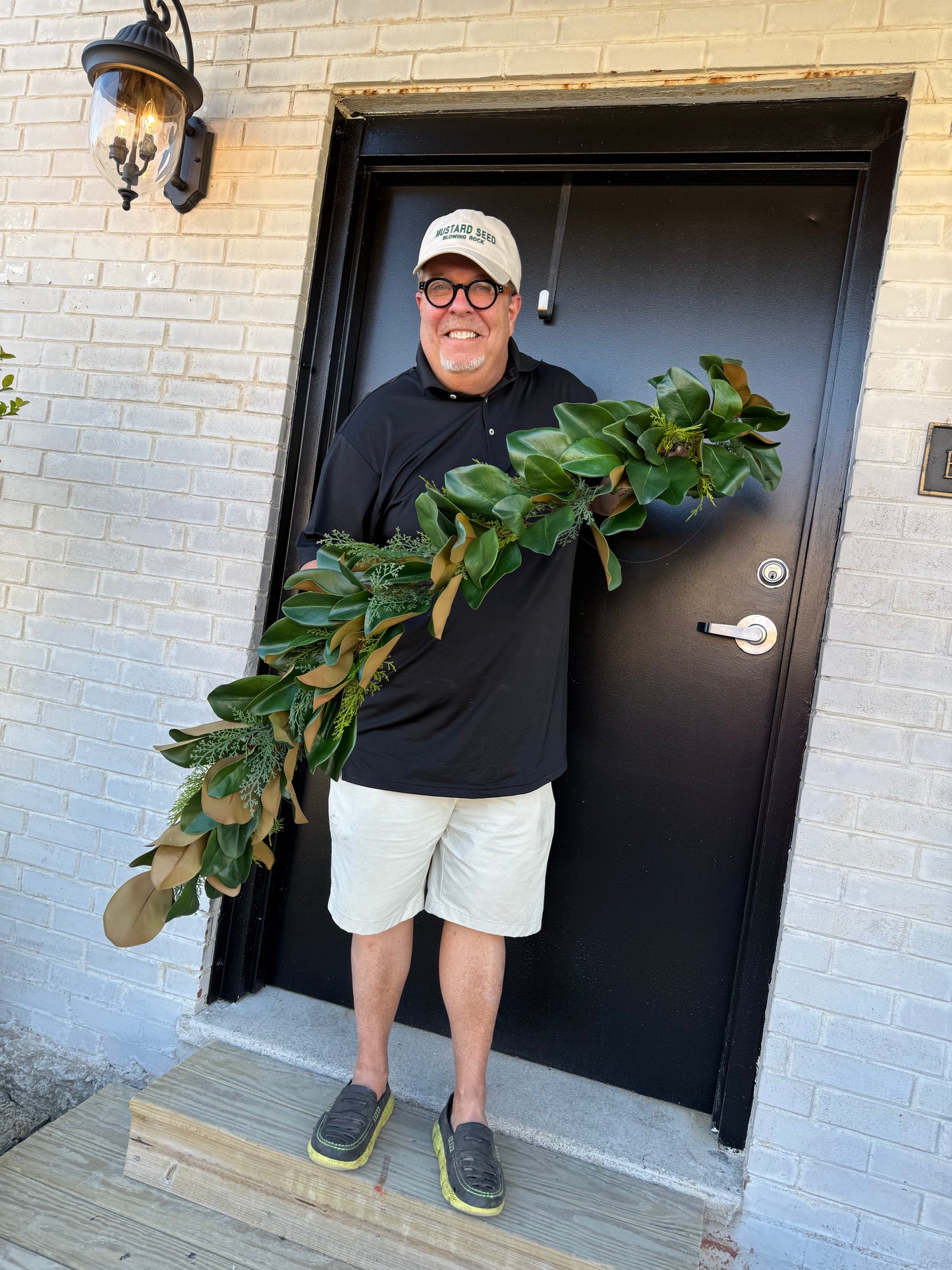 5 Ft Magnolia & Flat Cedar Garland (#12)
