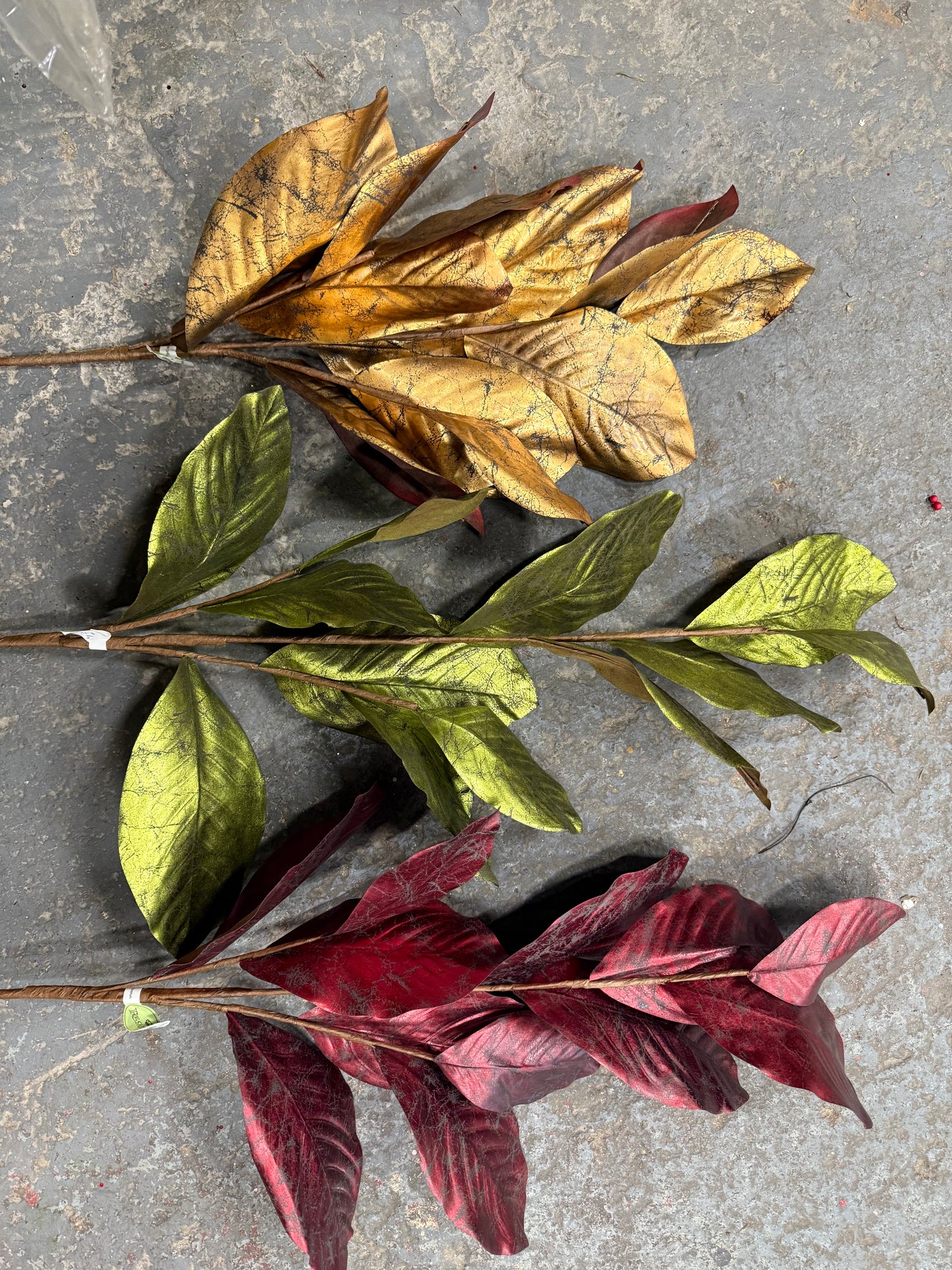 37” Red Gilded Magnolia Leaf Pick