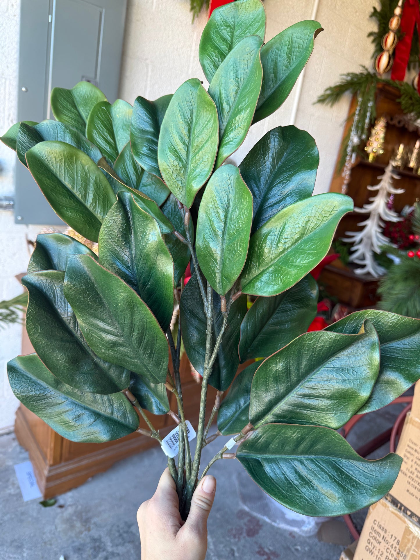 (2) 29” Magnolia Stem - 2 stems per bundle