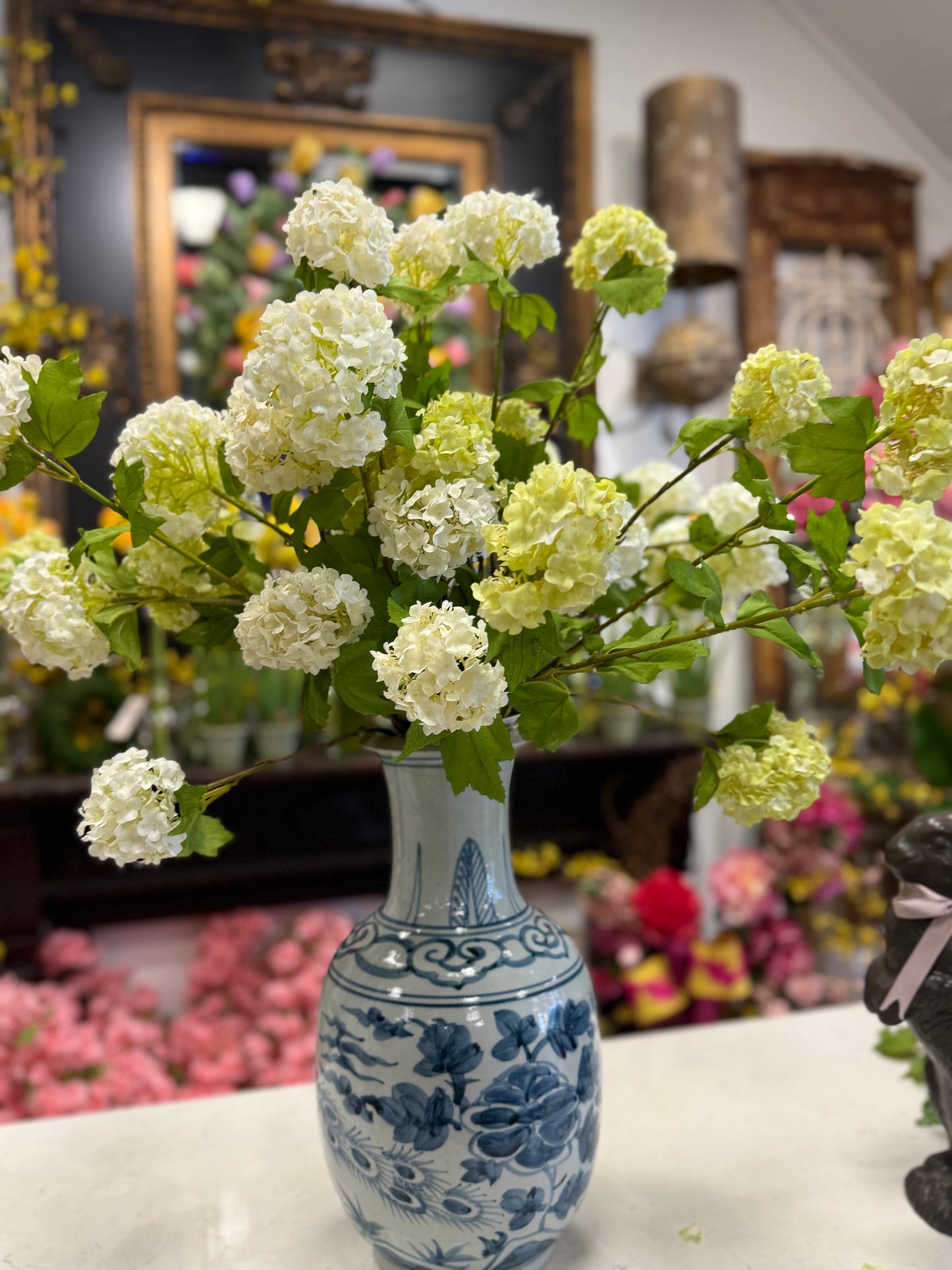 Green Snowball Stem Bunch