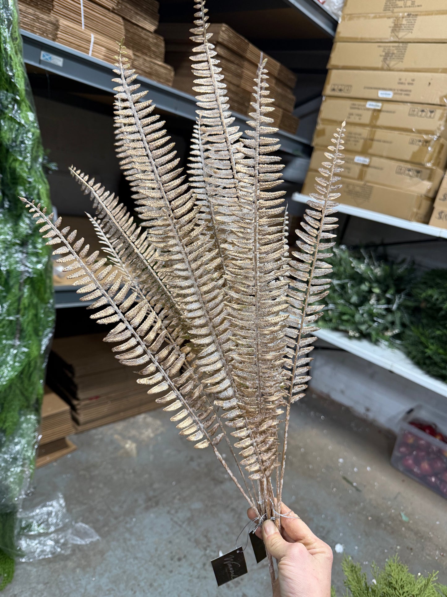 32” Fern Spray