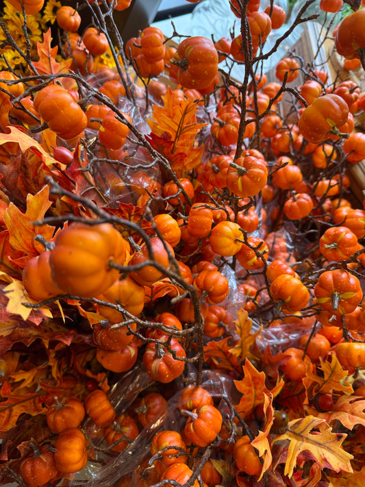 40” Mini Pumpkin Spray